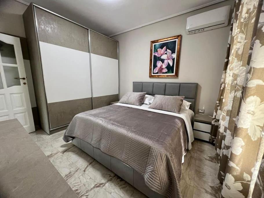Muradie 2 bedroom House