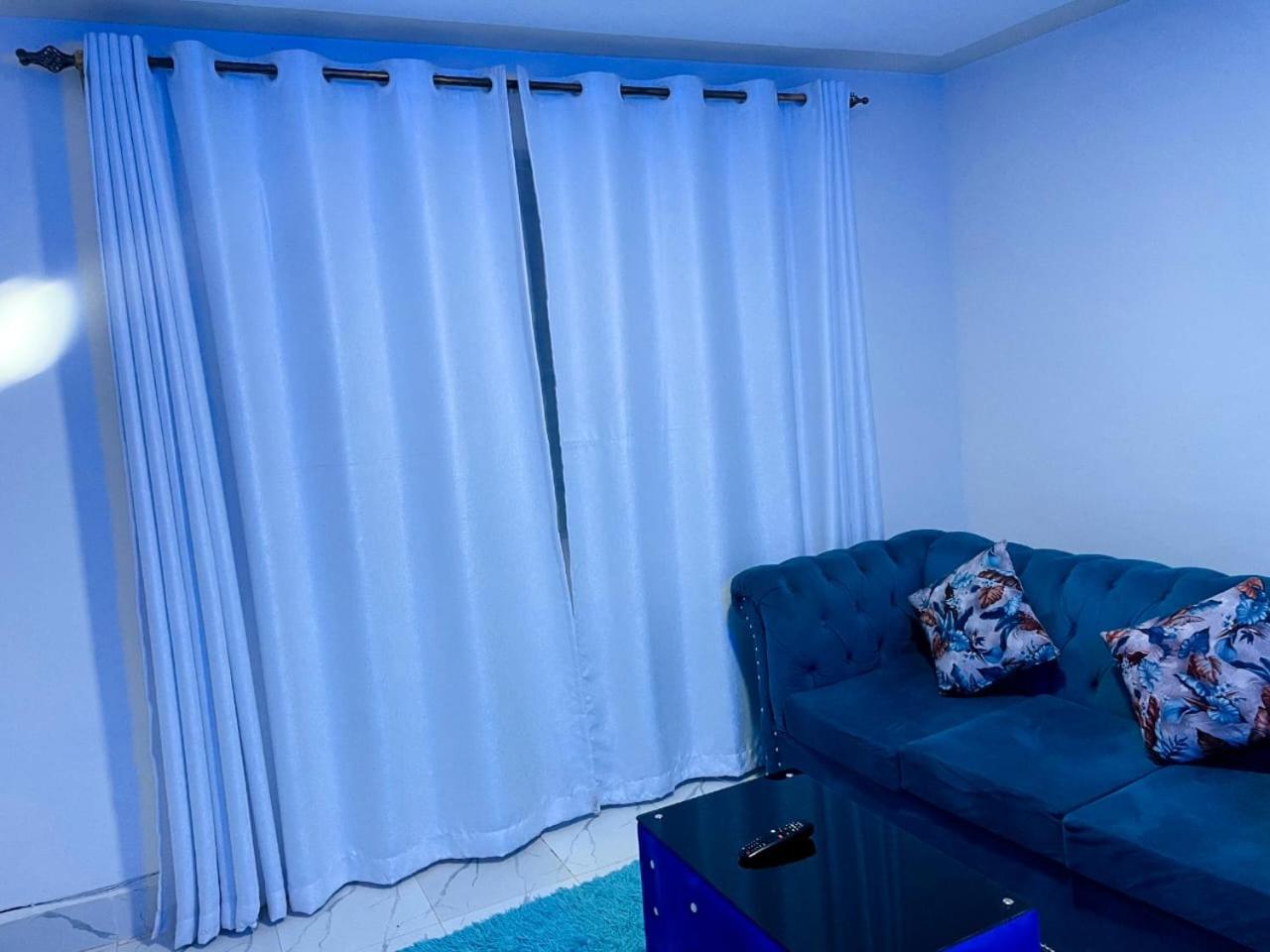 Vee's luxurious Apartment