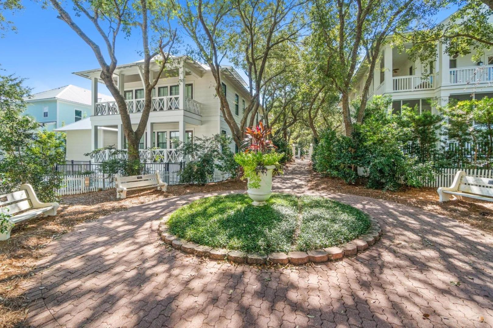 Carillon Beach House - Grits Carlton by Panhandle Getaways
