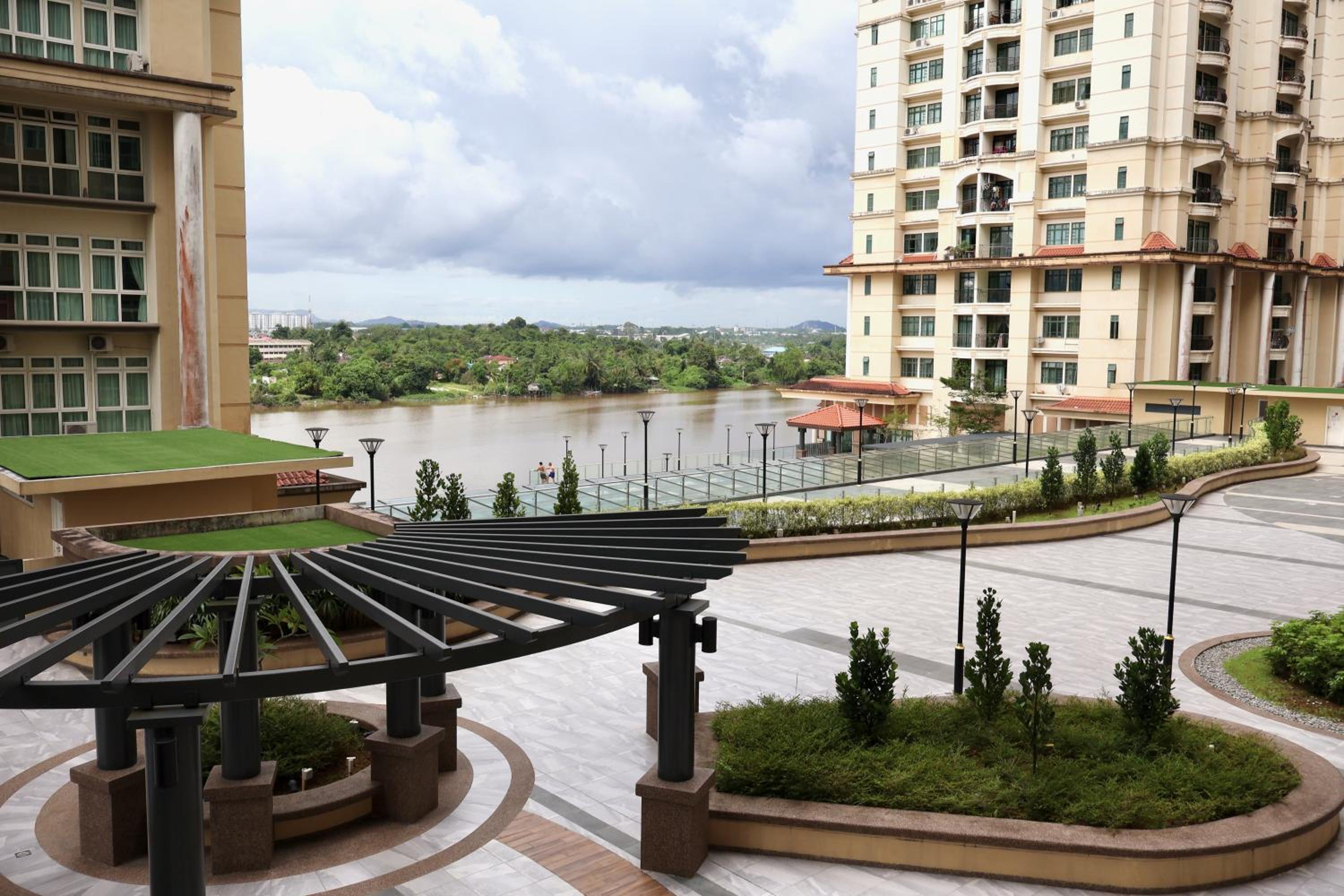 Kuching City I Hearty Home I VH 10 photo 6