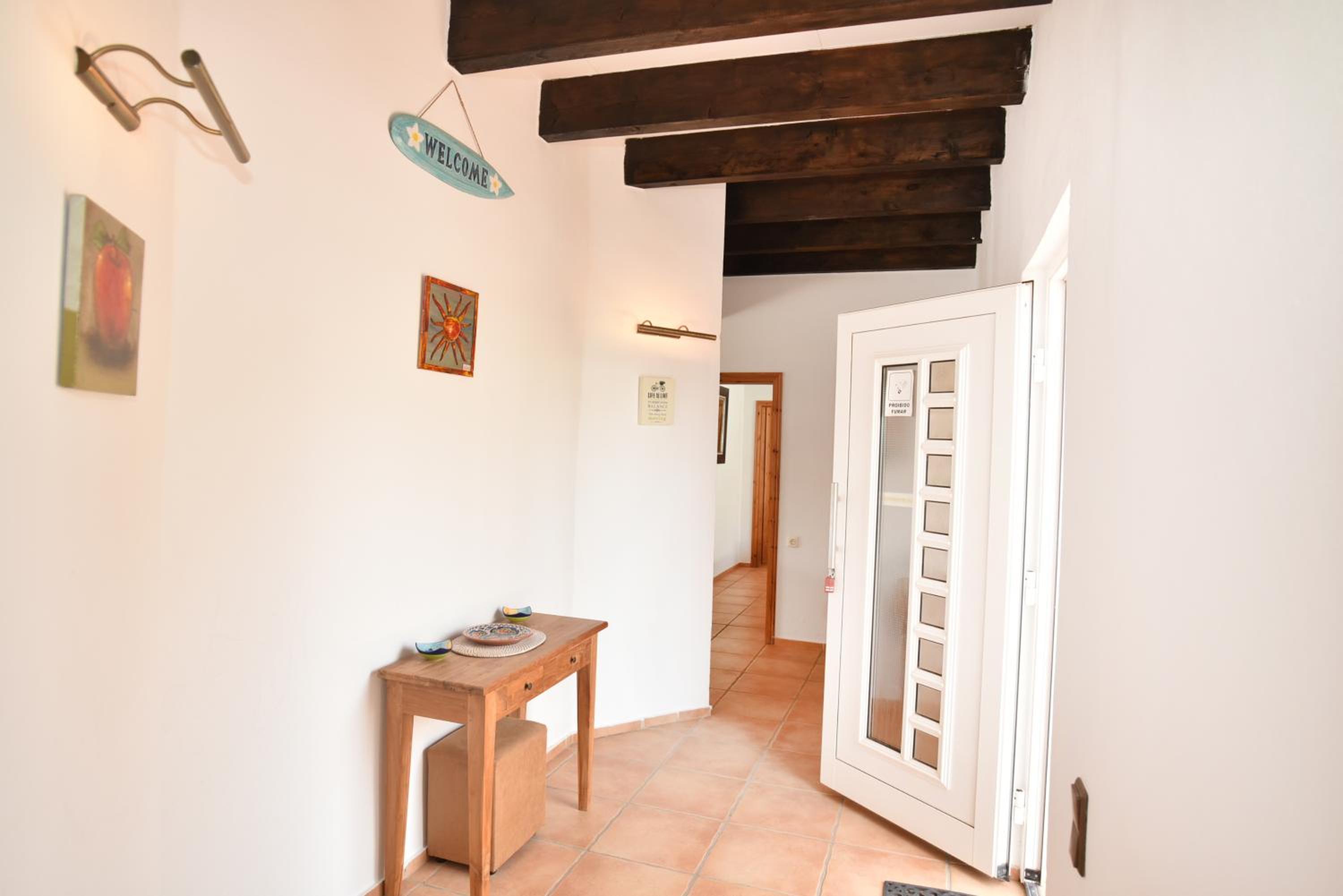 Doce Palmeras, stunning villa in beautiful gardens