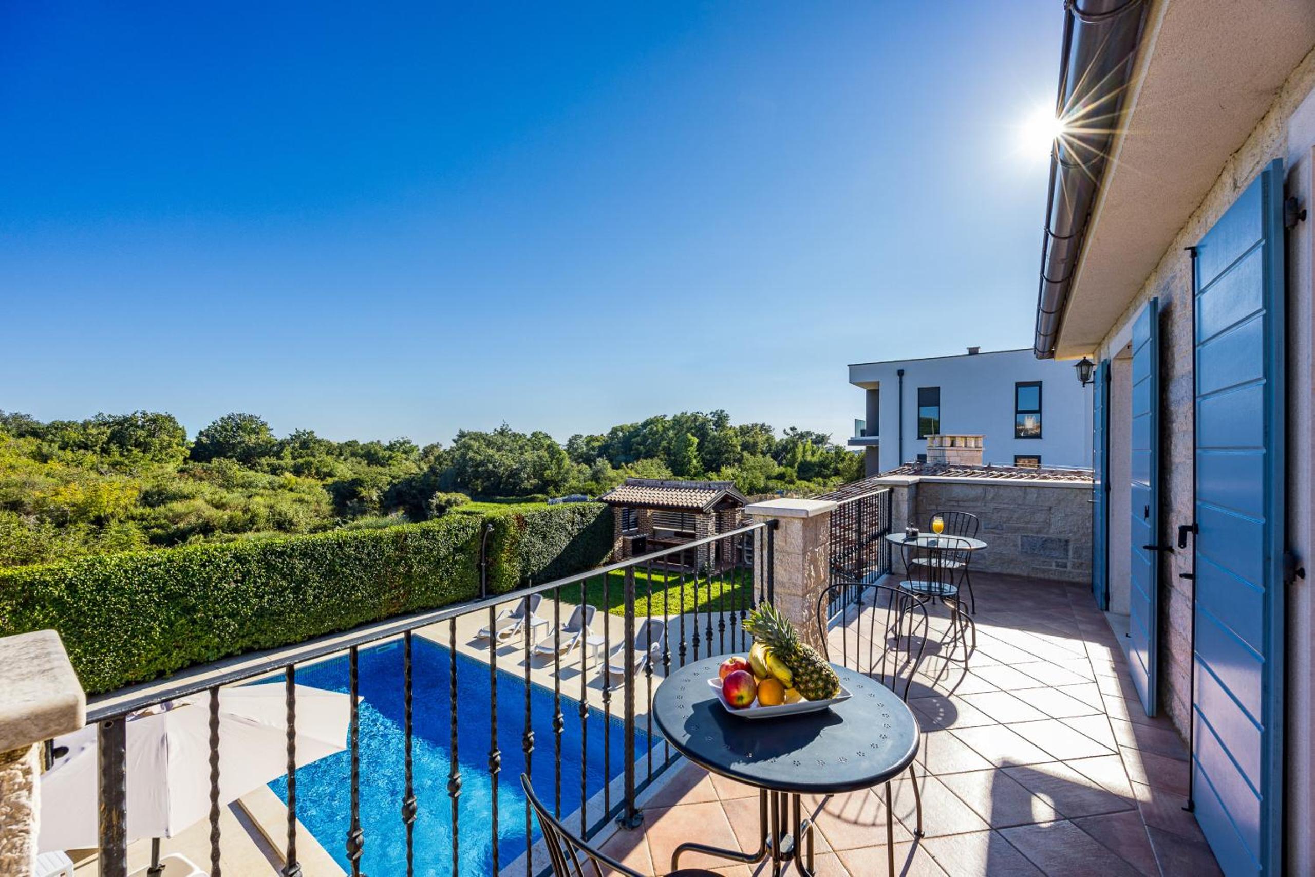 Villa Mila in Medulin with sea view and private pool only 300 meters from the beach view 4