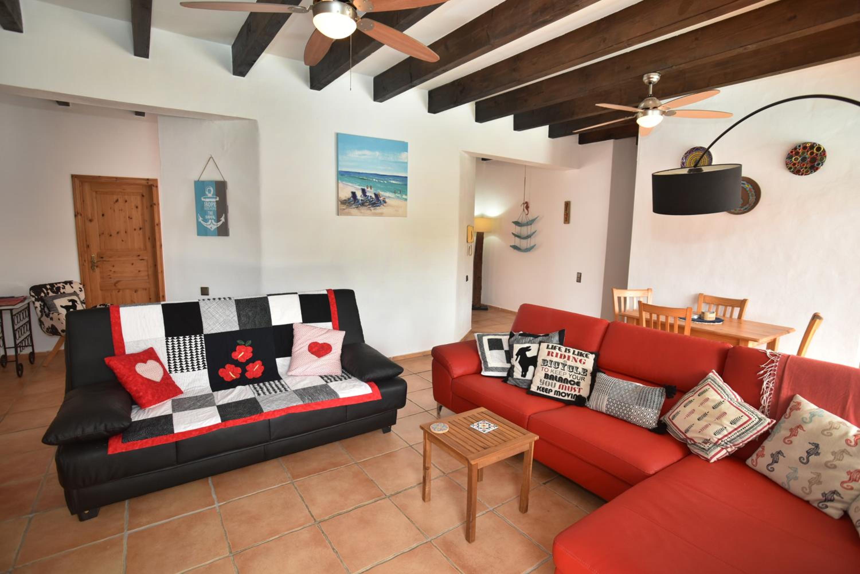 Doce Palmeras, stunning villa in beautiful gardens