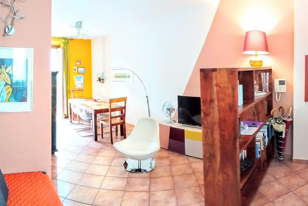 House Nubia, townhouse with private parking lot included