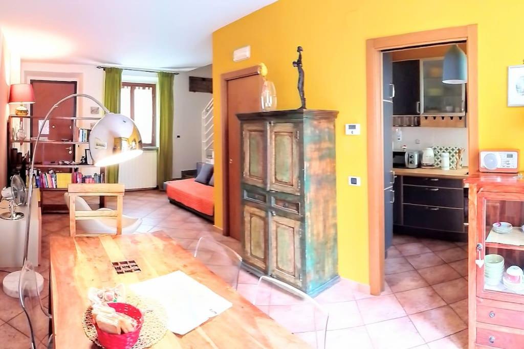 House Nubia, townhouse with private parking lot included