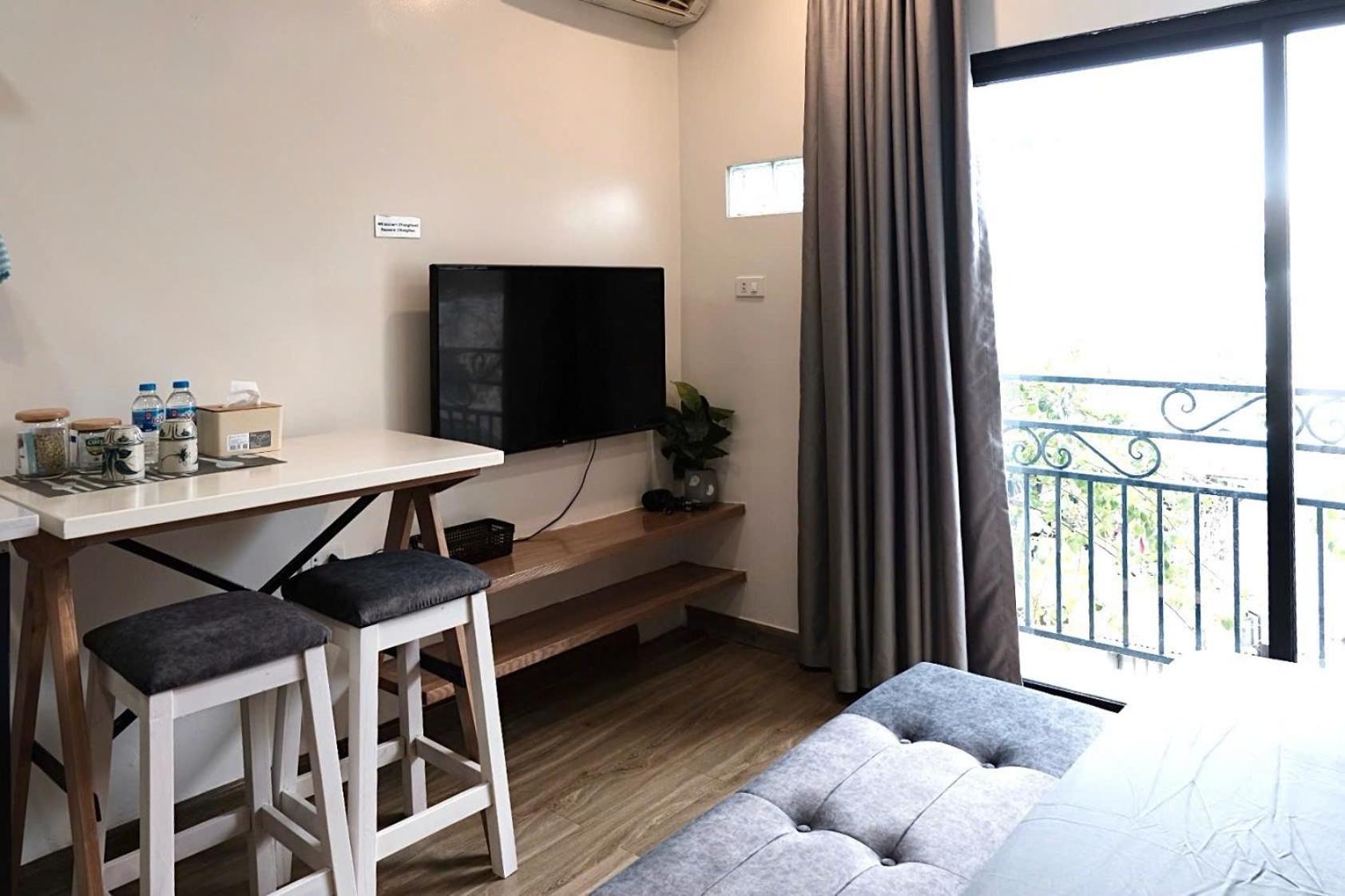 HT5B - OLD QUARTER / BLUE ROOM /OPEN BALCONY