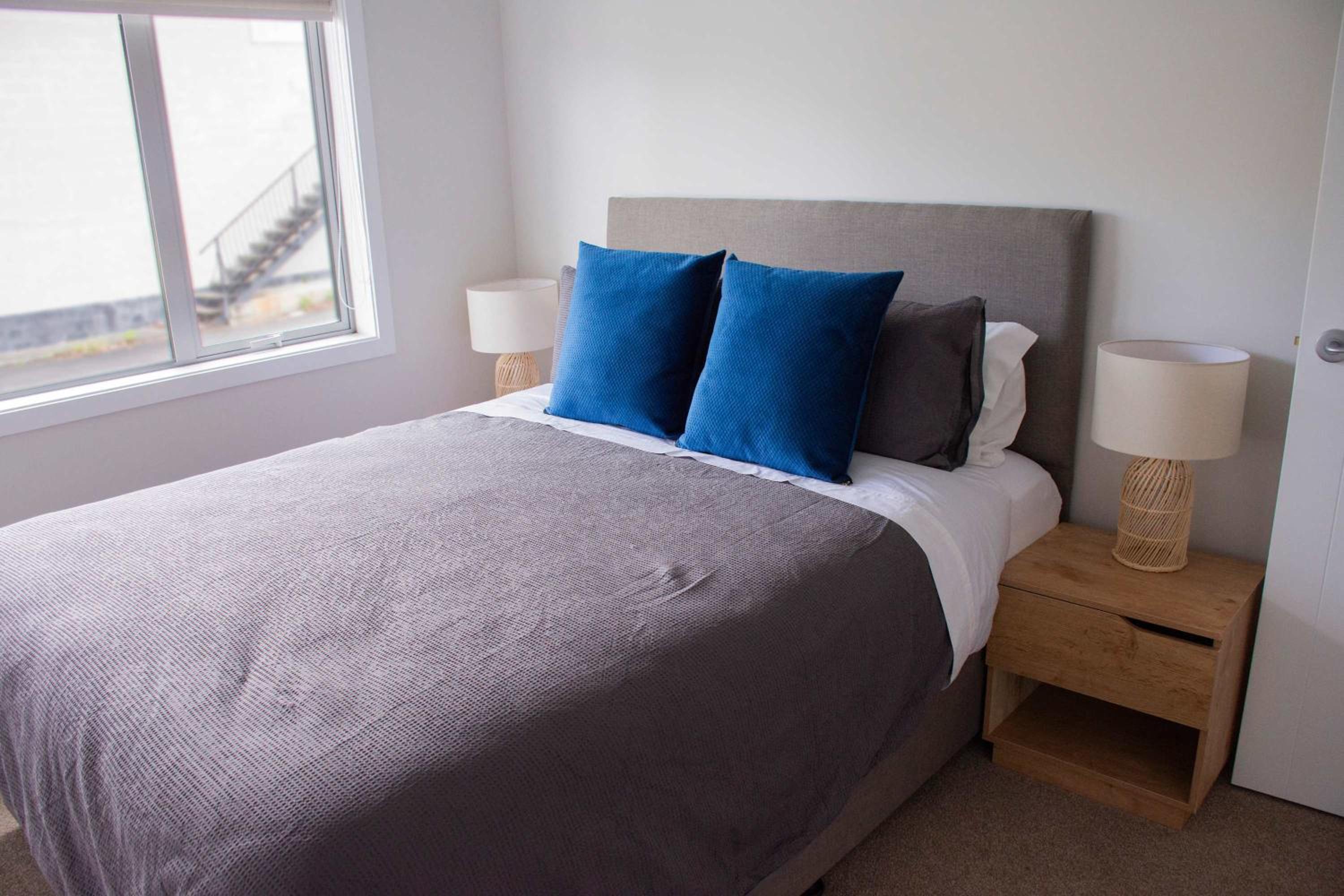 Luxury 3-Bedroom Retreat Near CBD & Hospital view 4