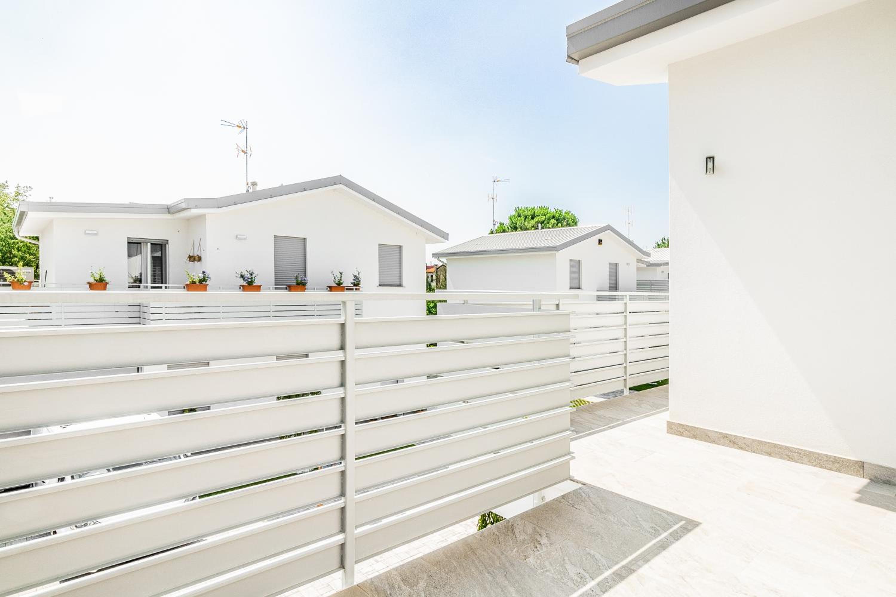 Luxury Villa - Exclusive Property With Private Box