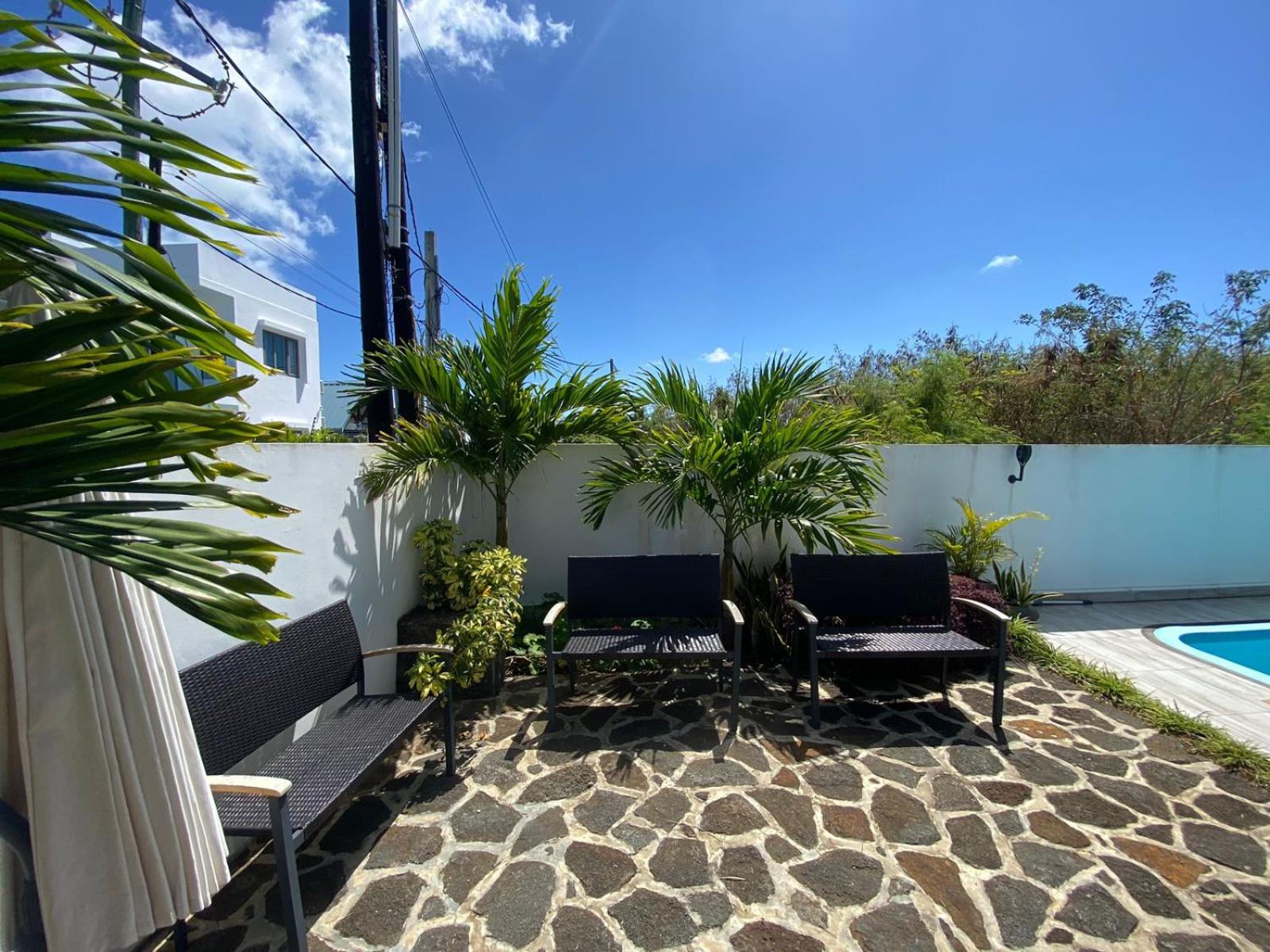 3-bedroom villa in Grand Baie with private pool view 4