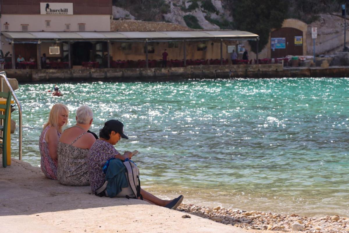 Xlendi Seaside Escape