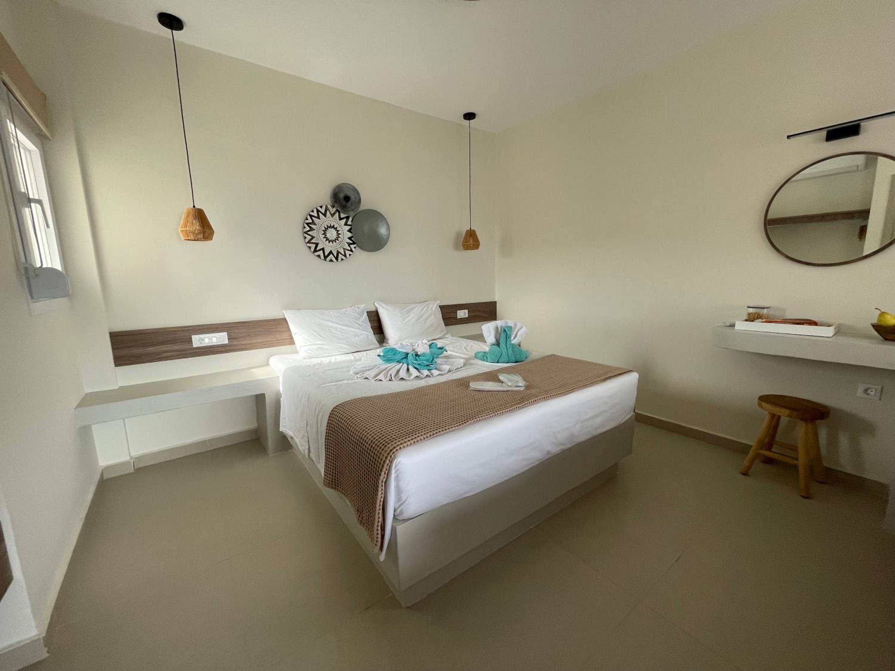 Tamaris Suites photo 5