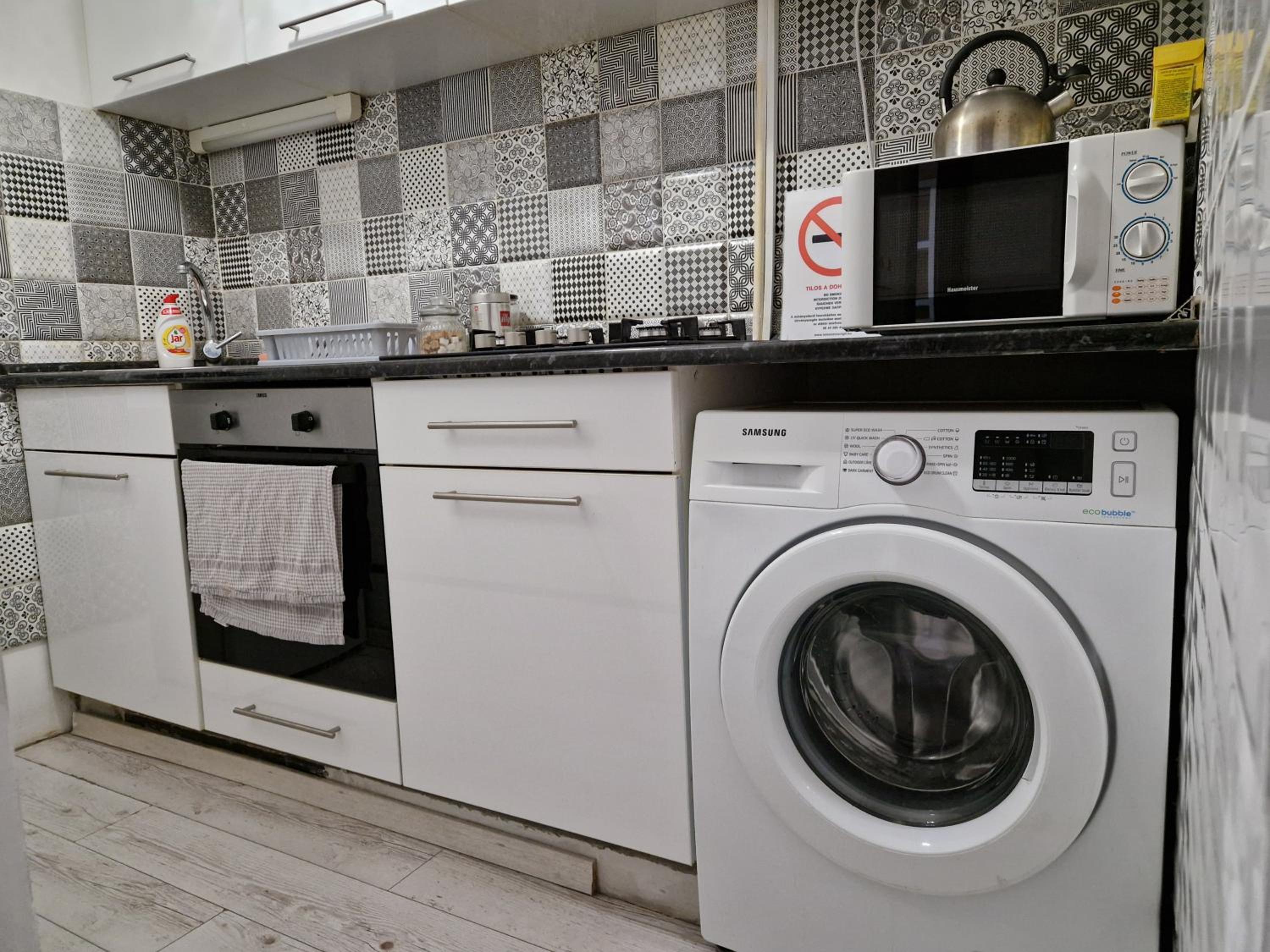 Alex Apartman free garage 150mts view 5