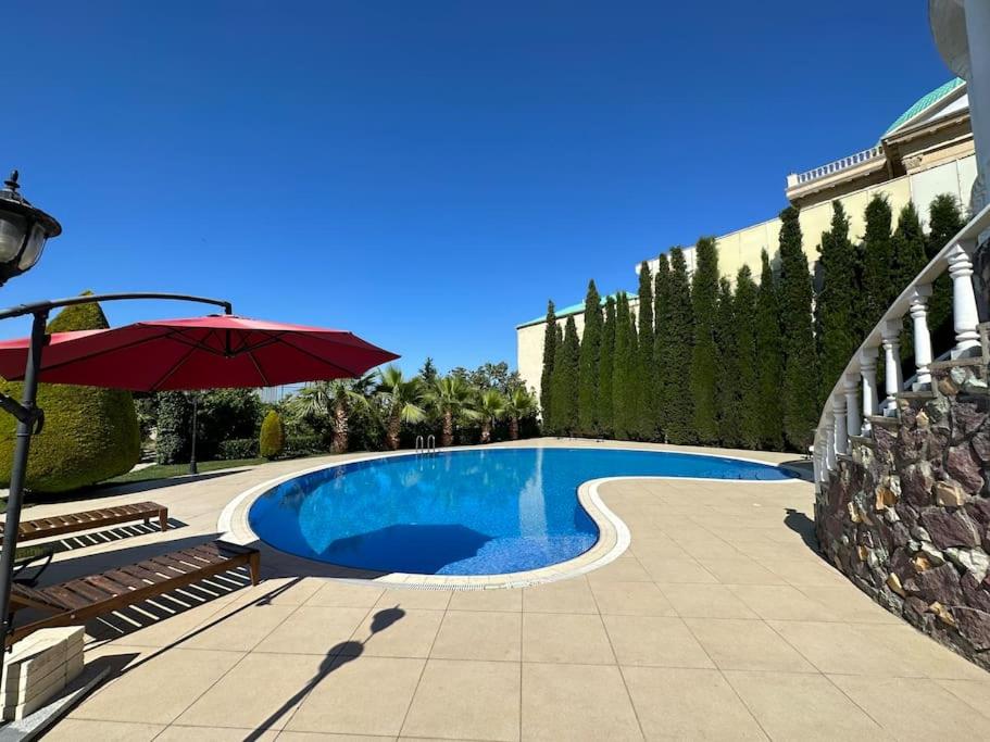 Villa with Pool, Sauna and Billiard