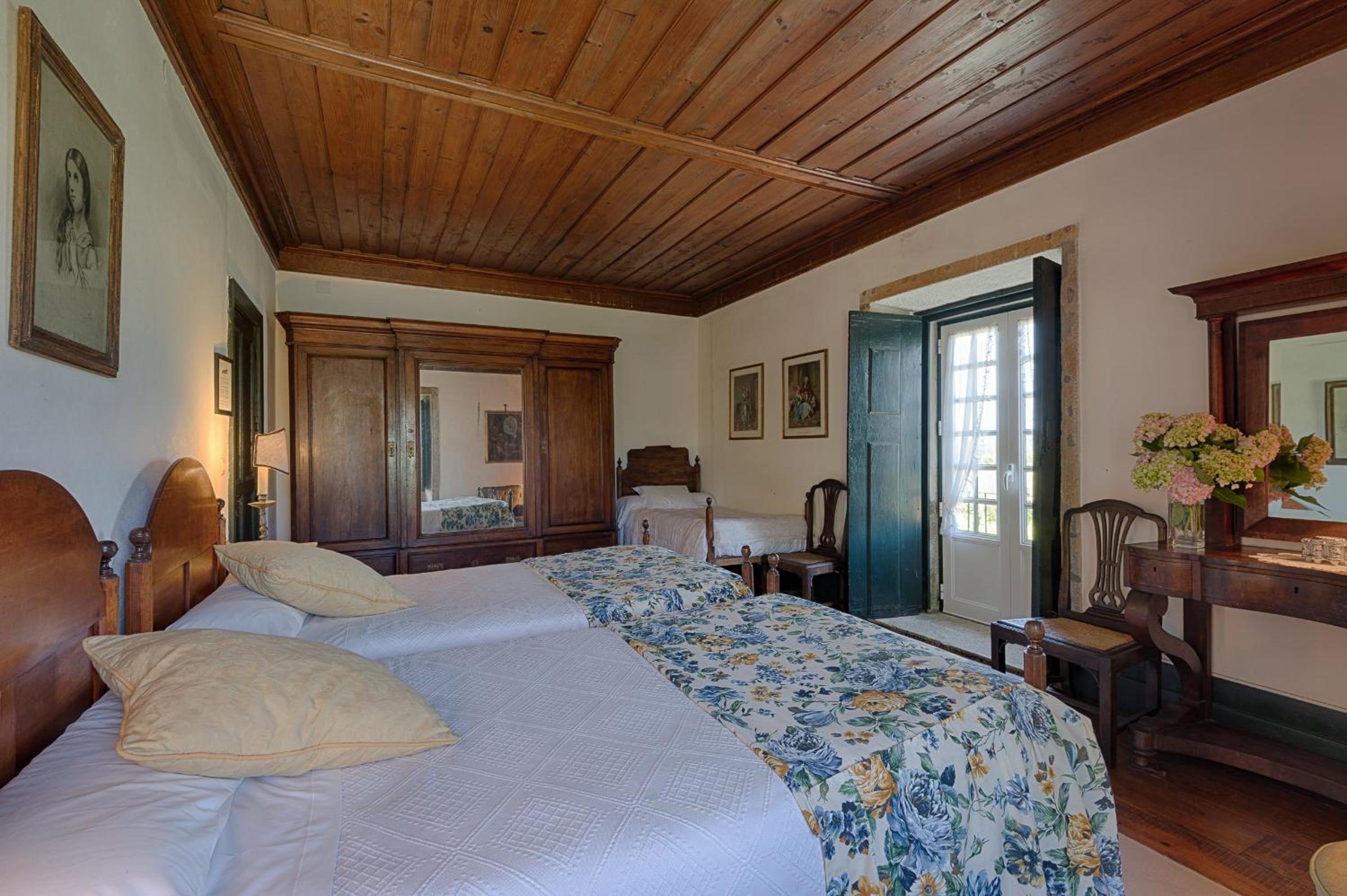 Paço de Lanheses - Turismo de Habitação view 4