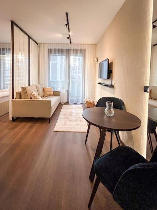 J&M Apartments Lux Ubytování 18