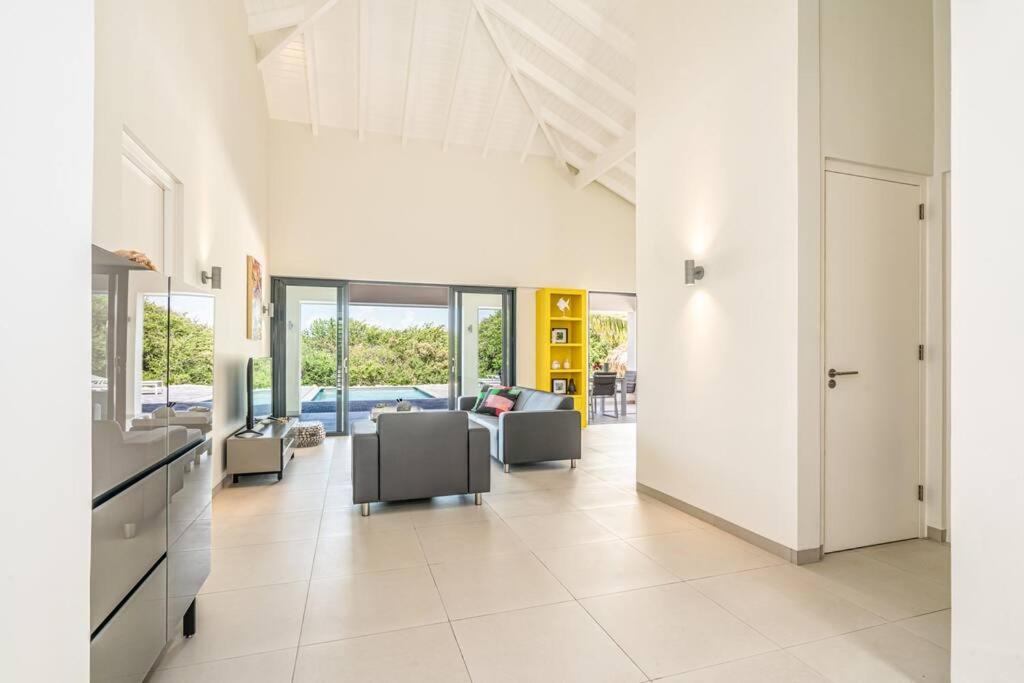 Luxe villa op Coral Estate 1 min lopen van zee