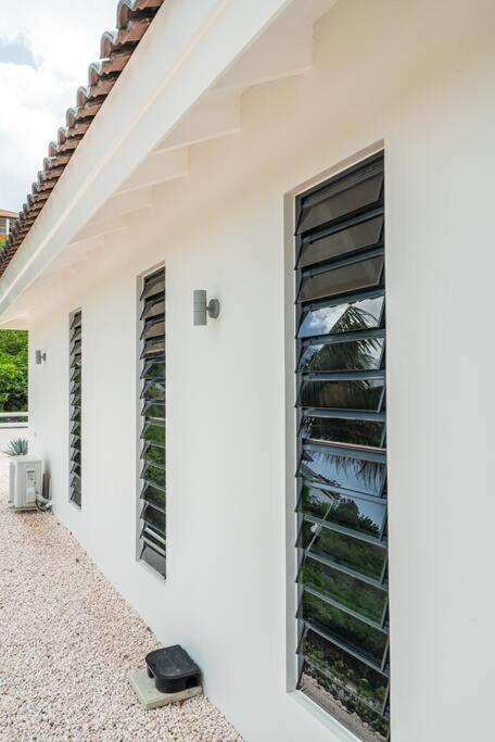 Luxe villa op Coral Estate 1 min lopen van zee