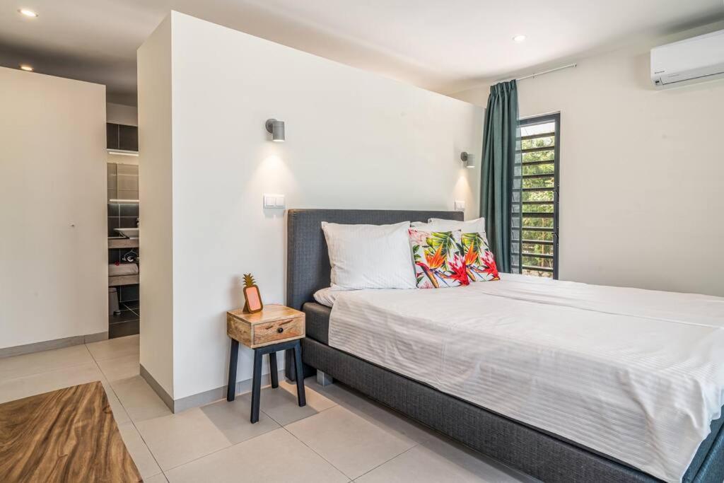 Luxe villa op Coral Estate 1 min lopen van zee