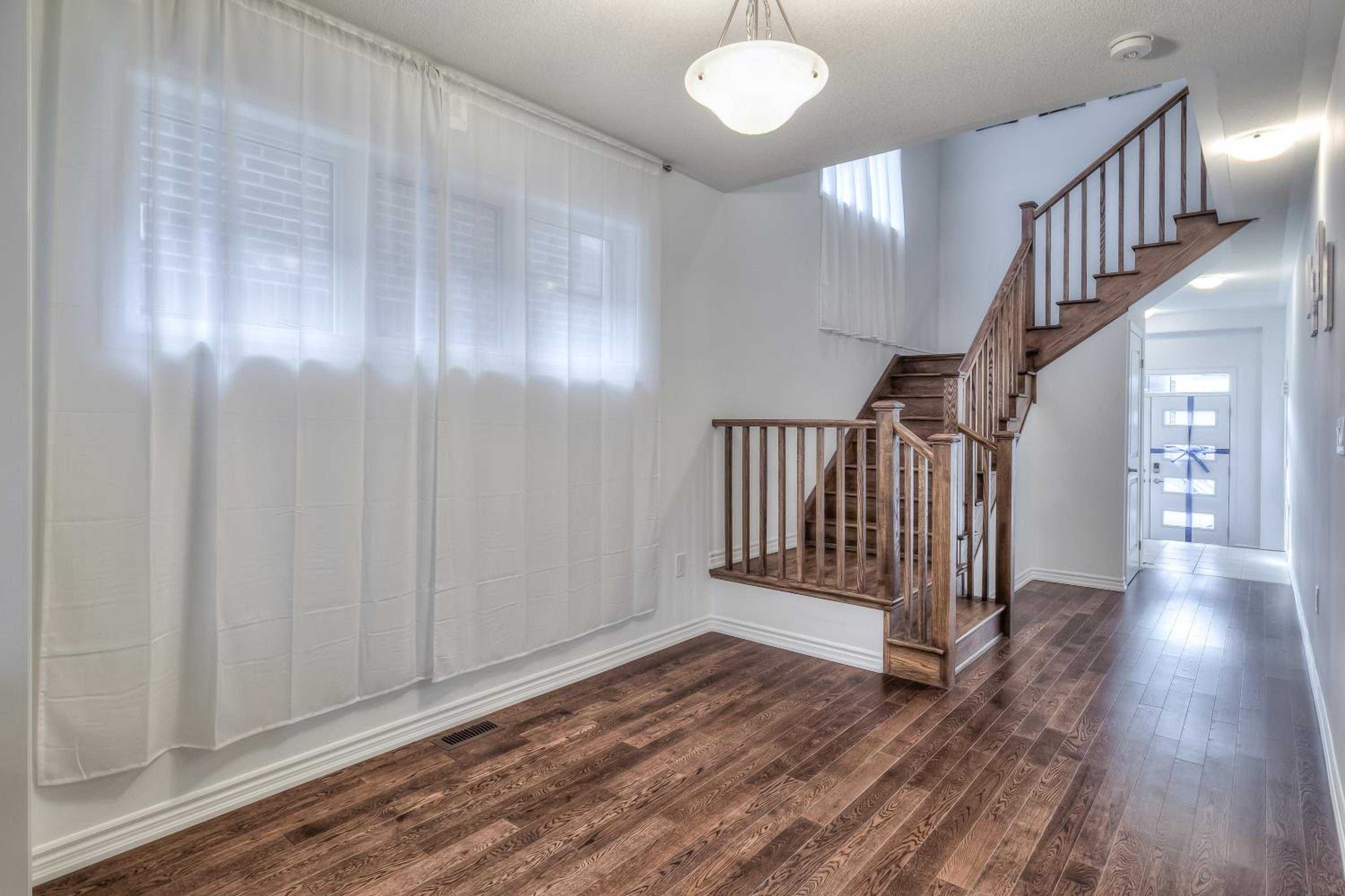 Spacious & Stylish 4BR Villa-Sleep 9-Free Parking