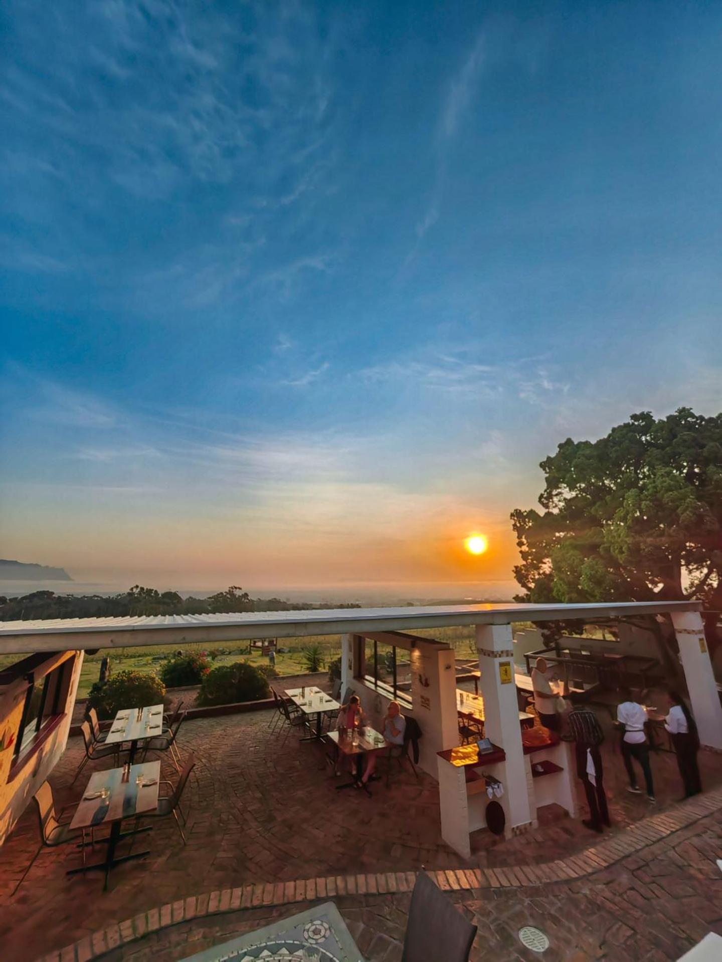 Capelands Wine Farm & Guesthouse