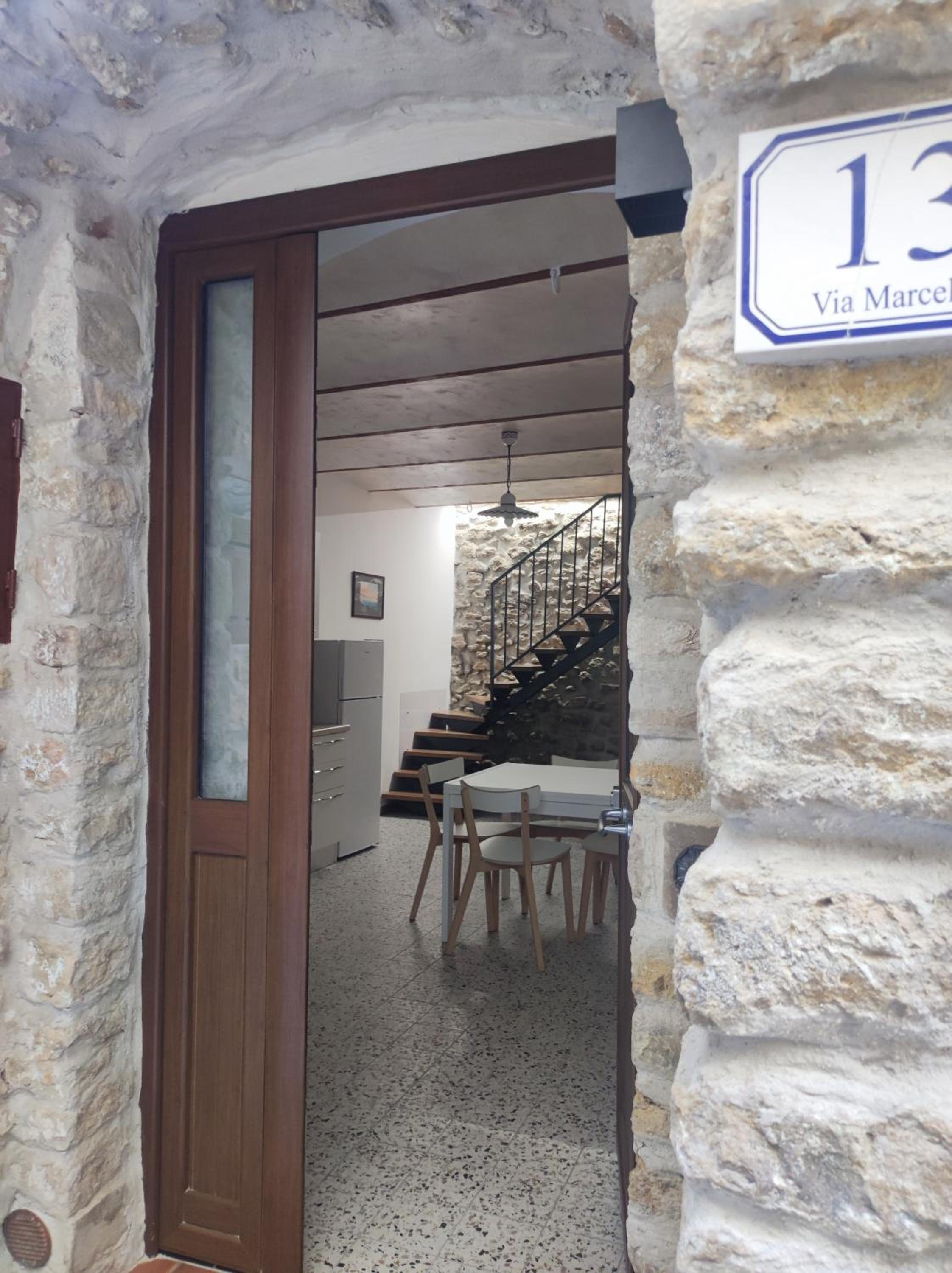 All'Arco Casa Vacanza view 2