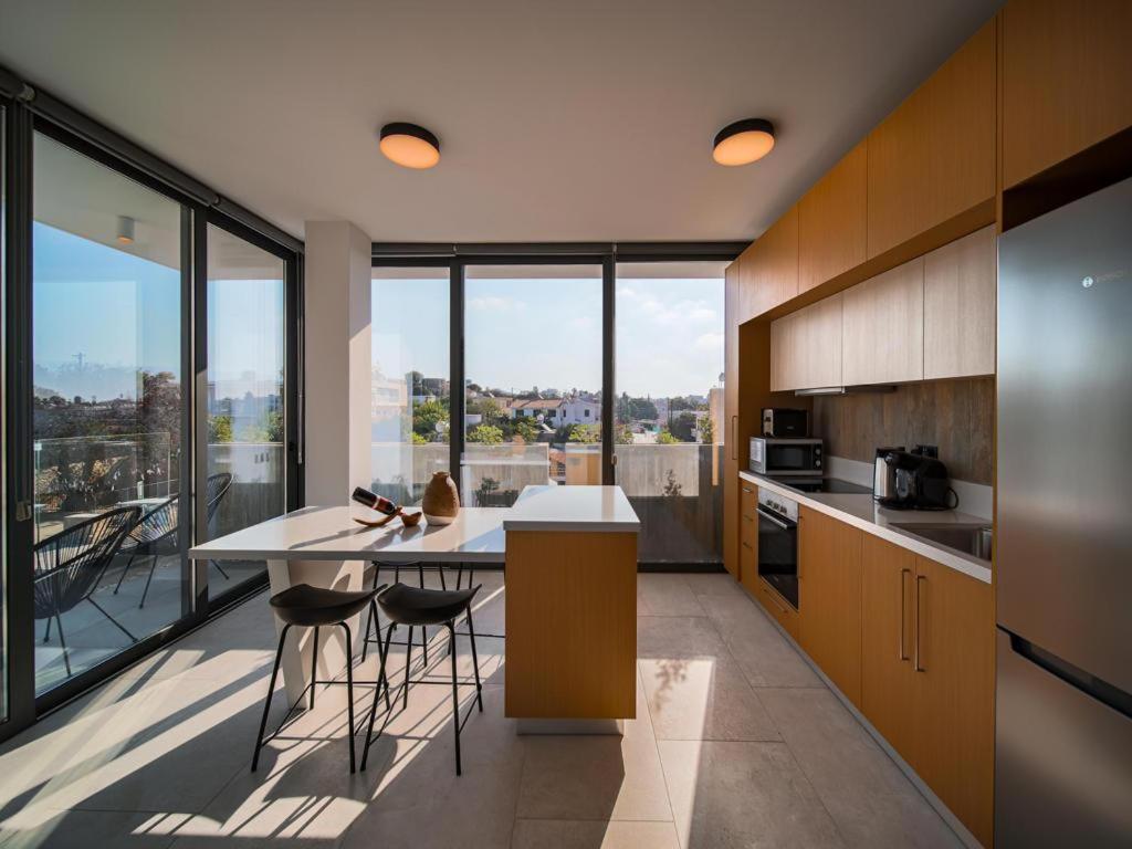 Avenue 101 2 BED