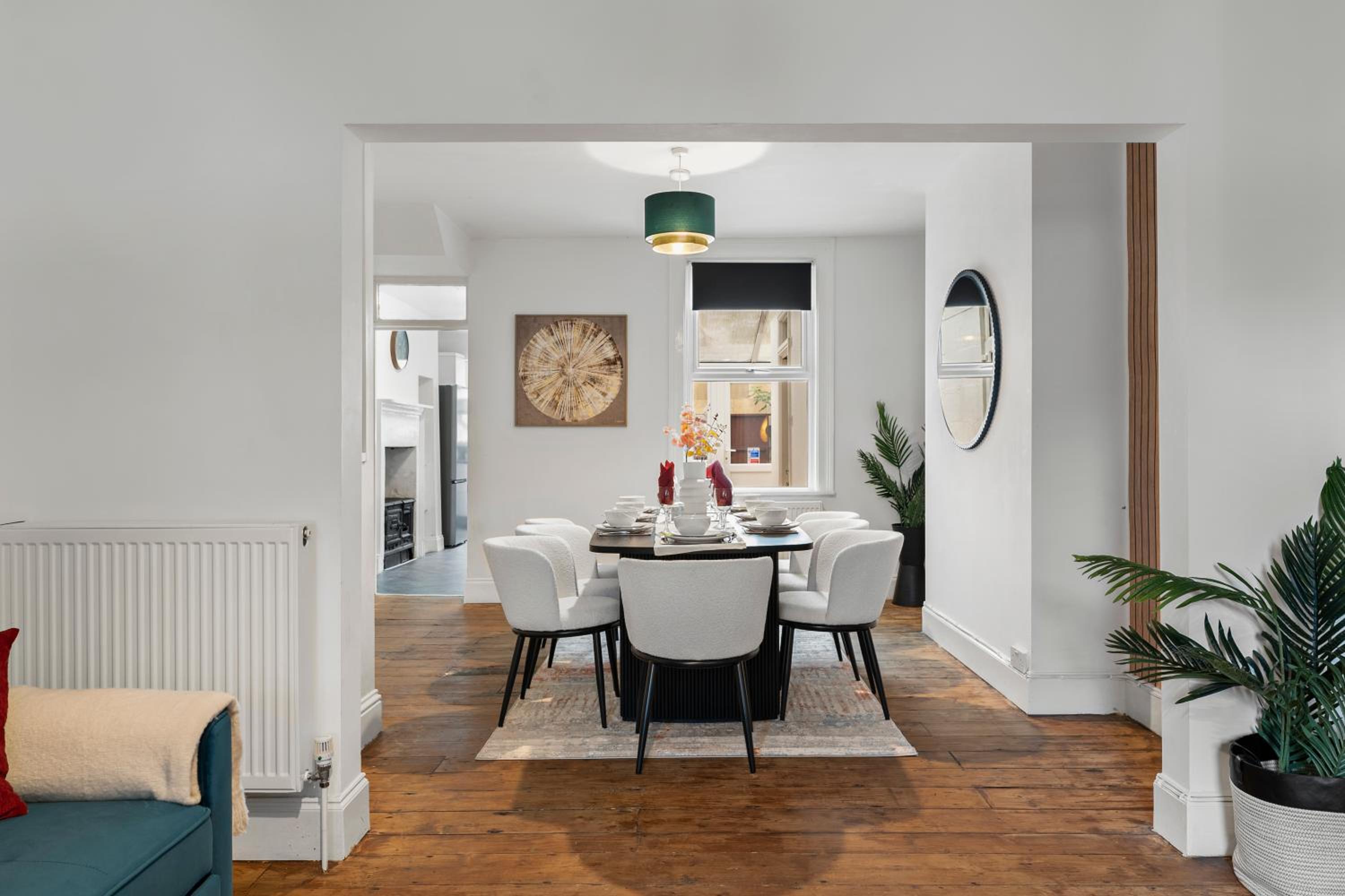 Stunning 4 Bed House in Central Bath view 2