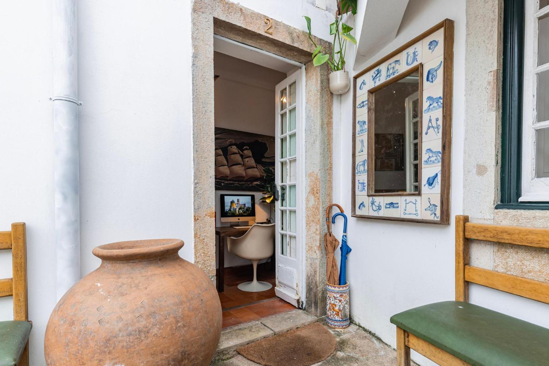 Room in Historical Sintra Center with Snooker - Sintra WOW view 4