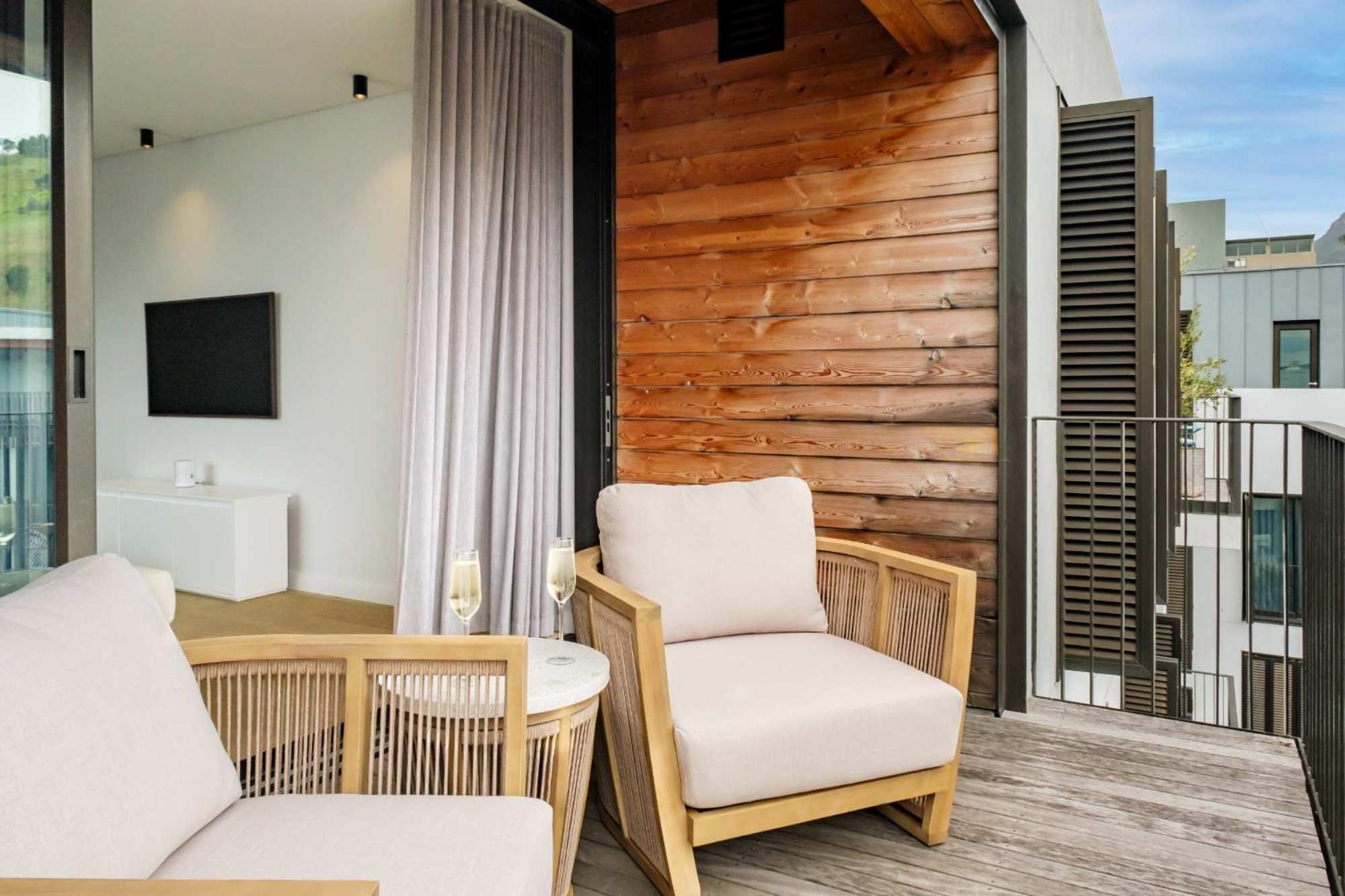 Alena Apartment