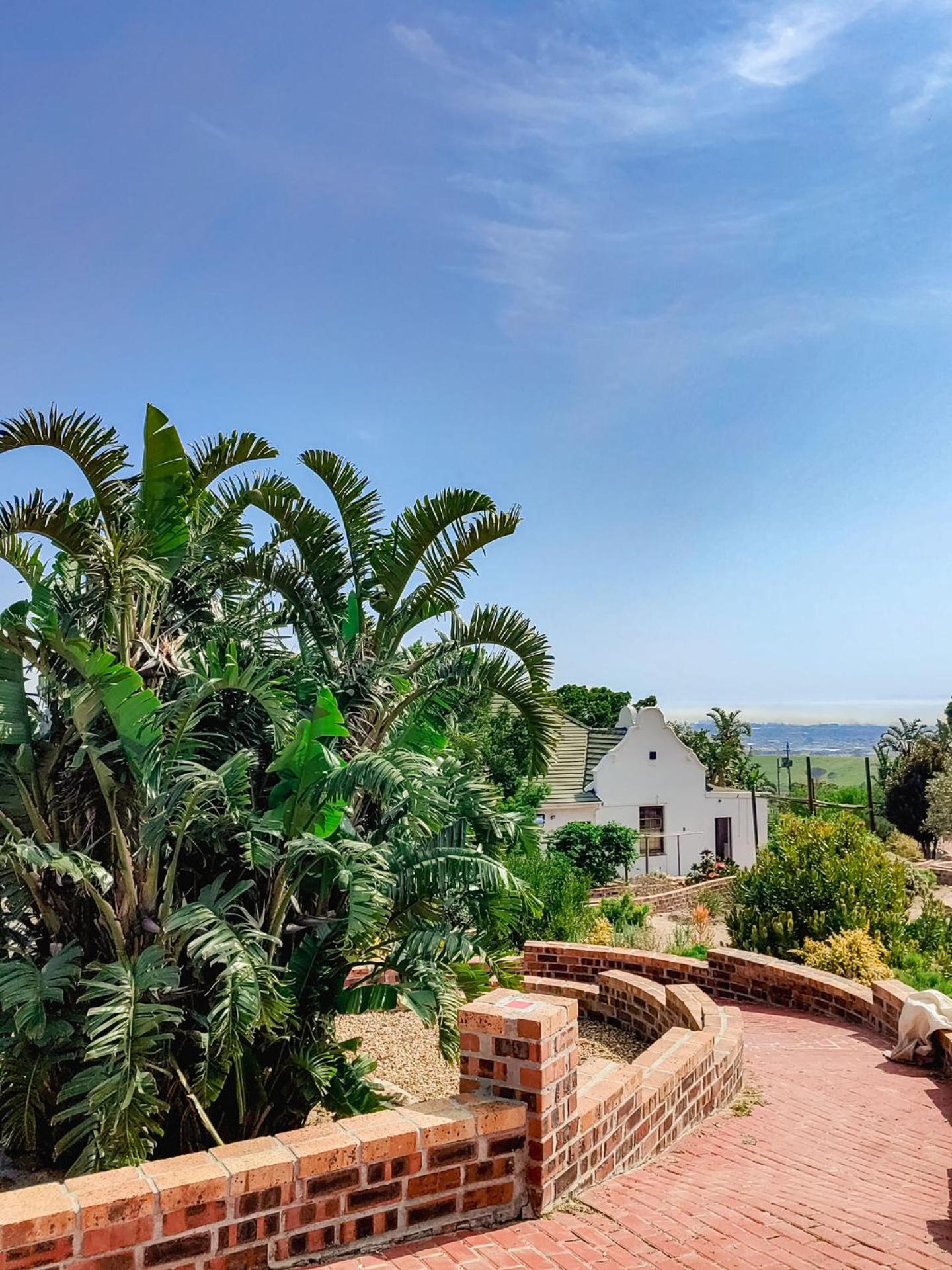 Capelands Wine Farm & Guesthouse