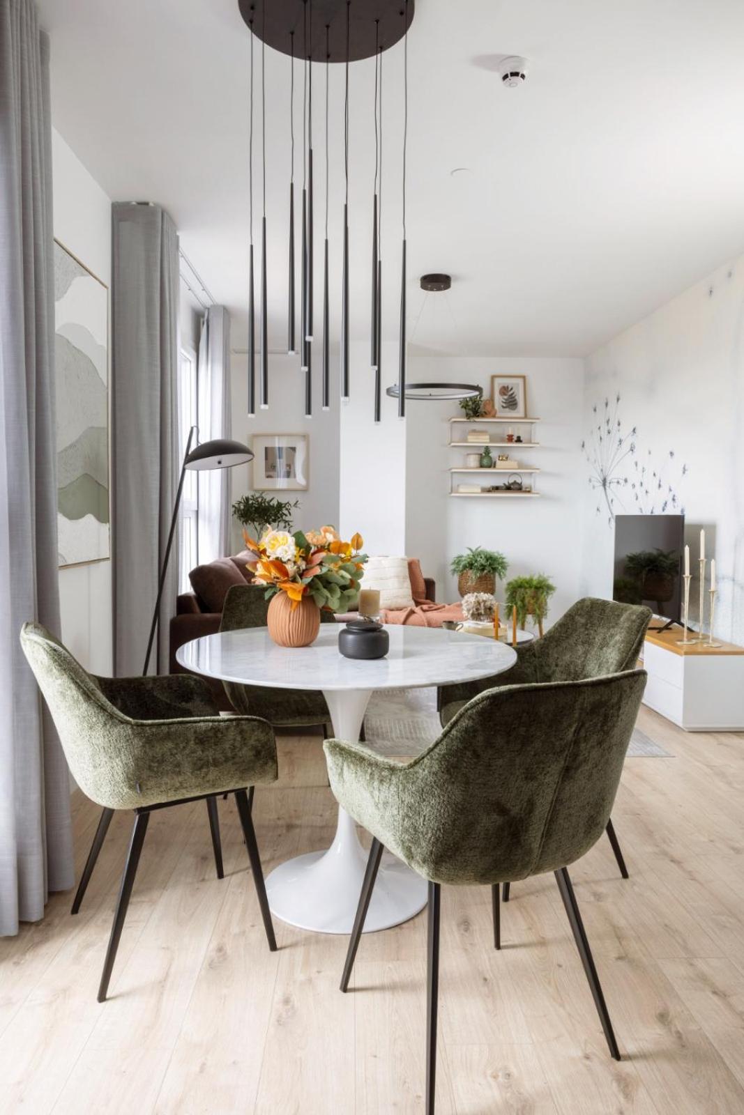 Modern 2 bed apartment 23 floor Urban Sky