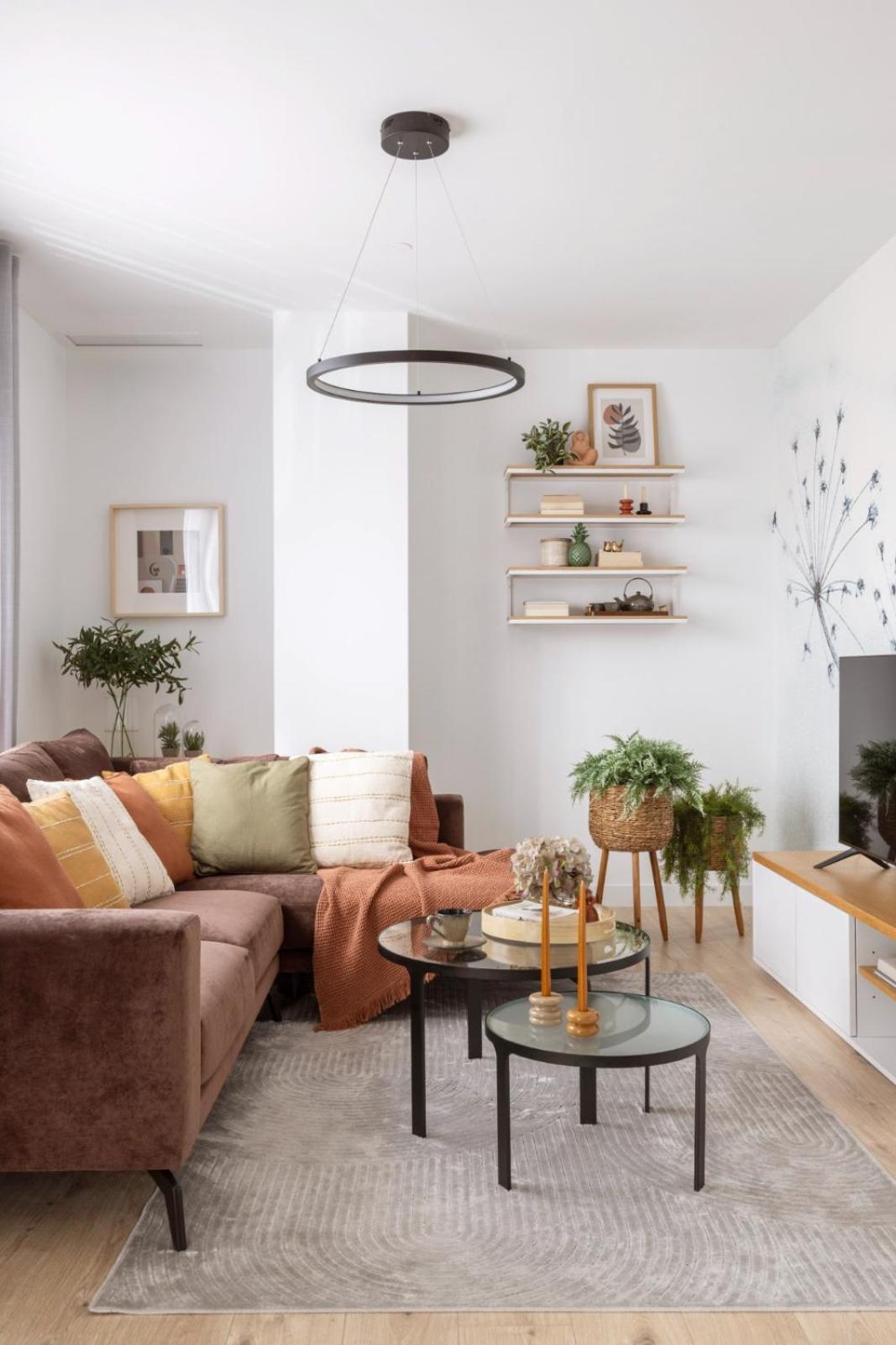 Modern 2 bed apartment 23 floor Urban Sky