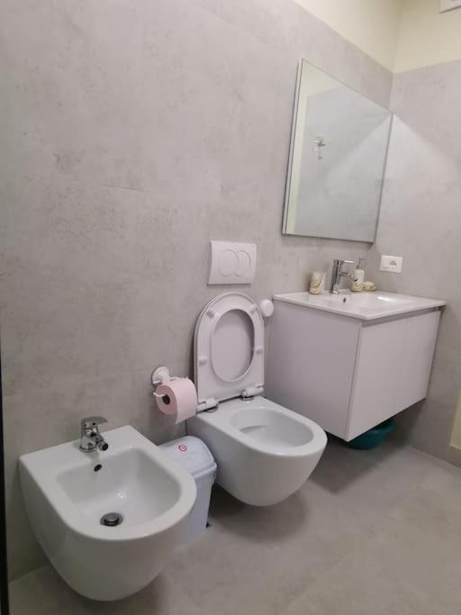 Reis Apartment 2- City Center with Stunning Views