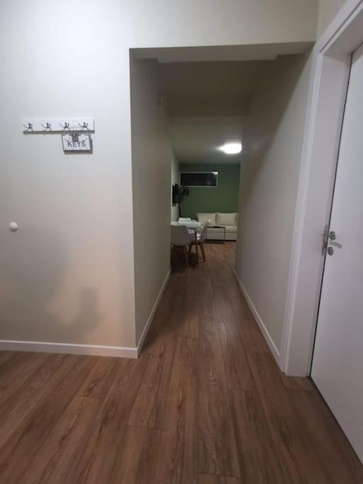 Reis Apartment 2- City Center with Stunning Views