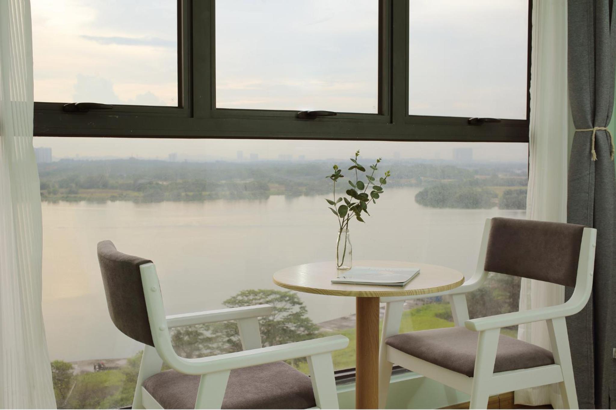 Danga Bay - 3BR Full Seaview - Luxe Balcony Bliss