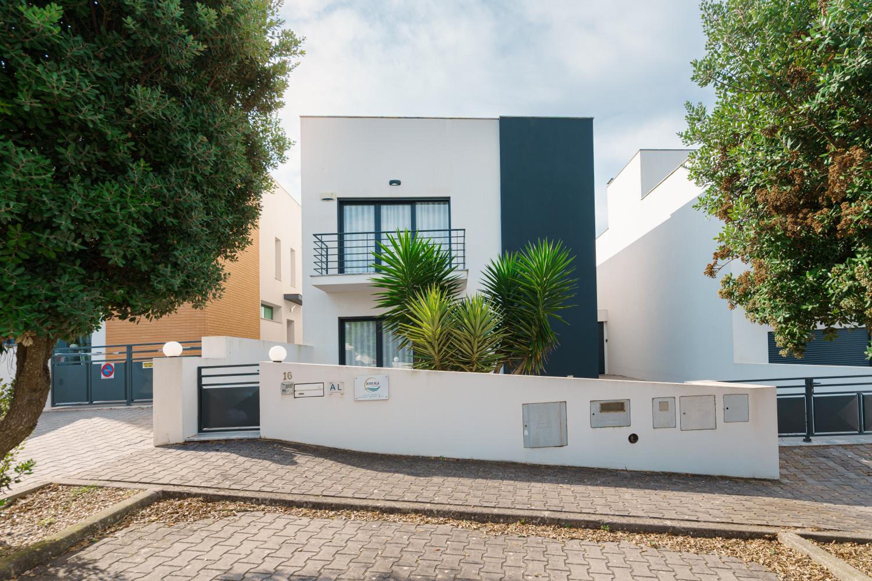 Silver Villa with ocean view