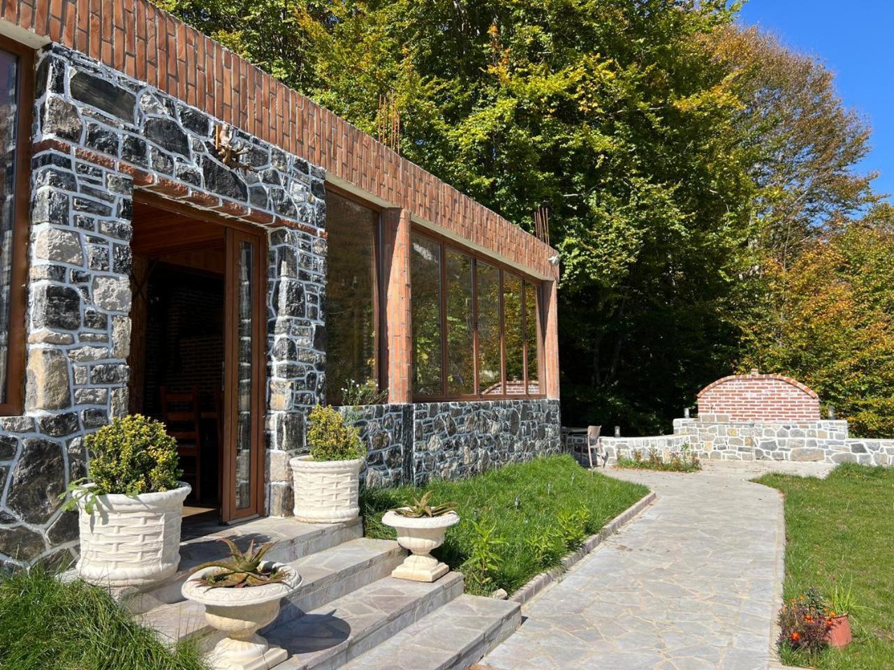 Guesthouse Gjoni Theth