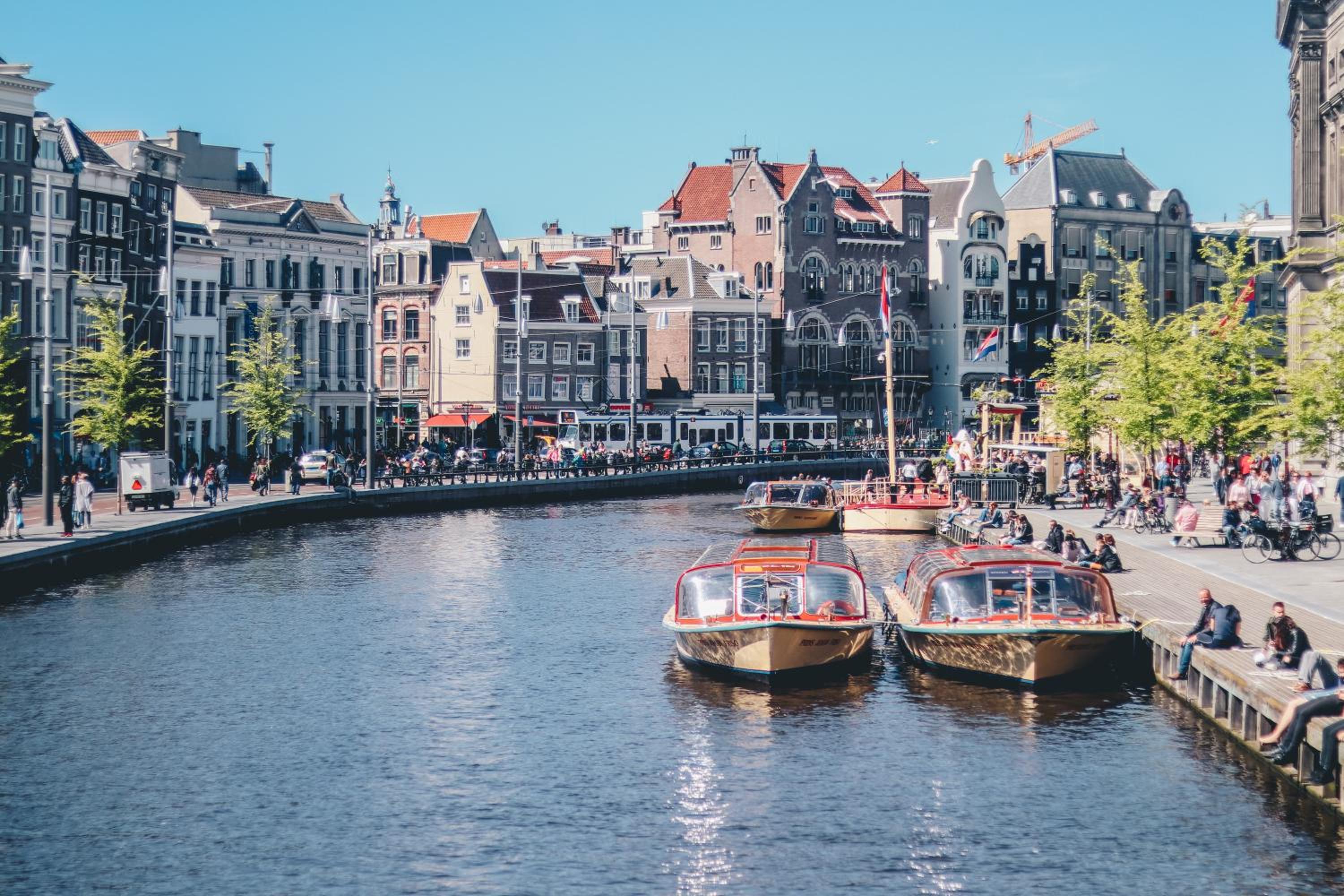 NEW! 2024 - The Canal Bridge Suites