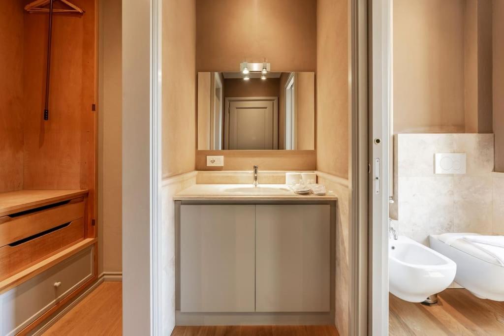 Golden Luxe - Lux Penthouse Palazzo Strozzi