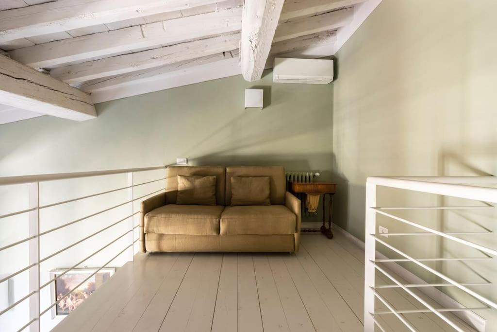 Golden Luxe - Lux Penthouse Palazzo Strozzi