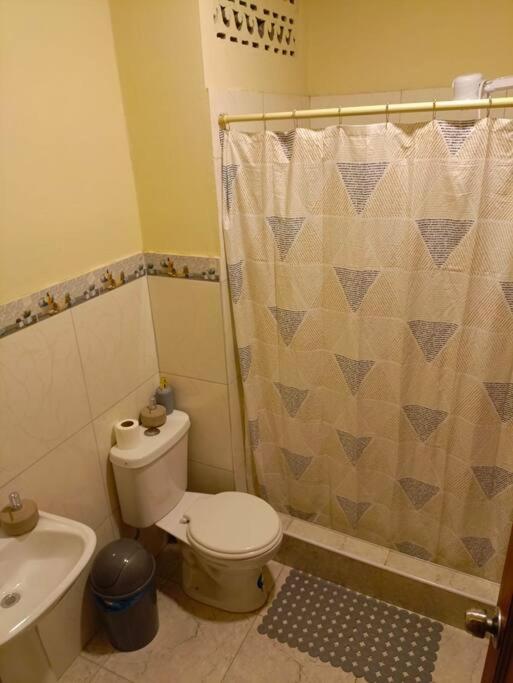 Gran suite acogedora con balcón