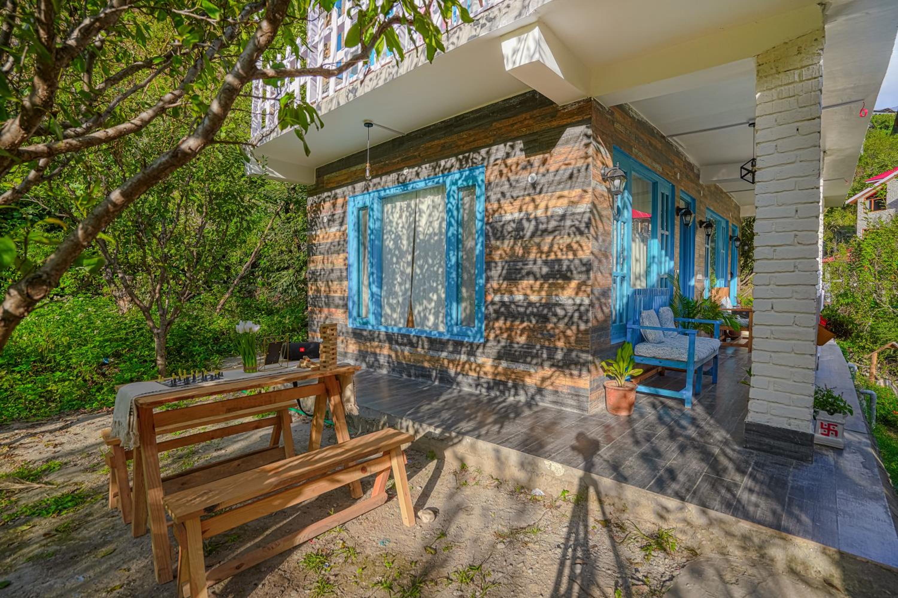 SaffronStays Fairytale Villa - 3 bedroom villa in orchards and access to the river
