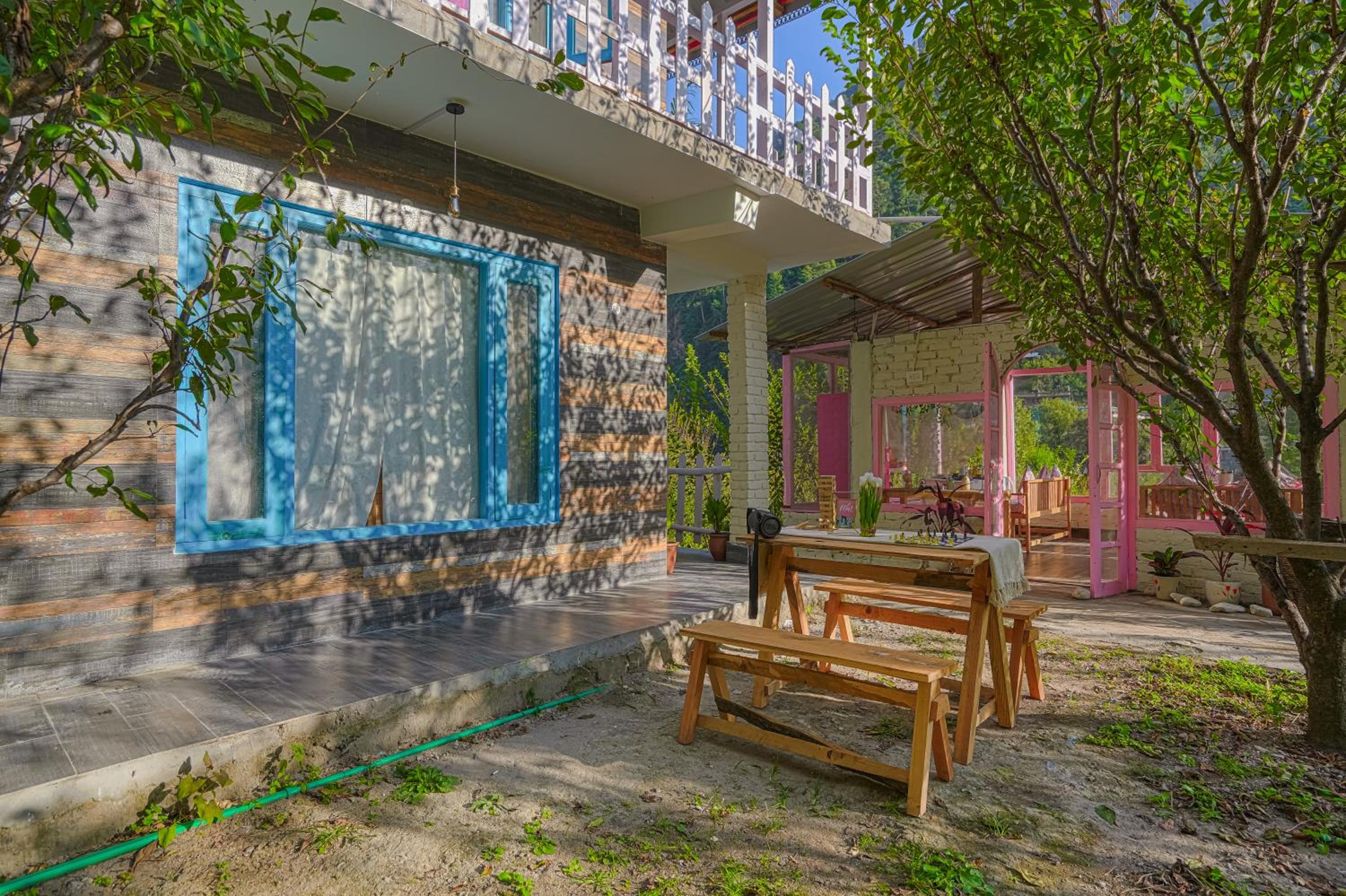 SaffronStays Fairytale Villa - 3 bedroom villa in orchards and access to the river