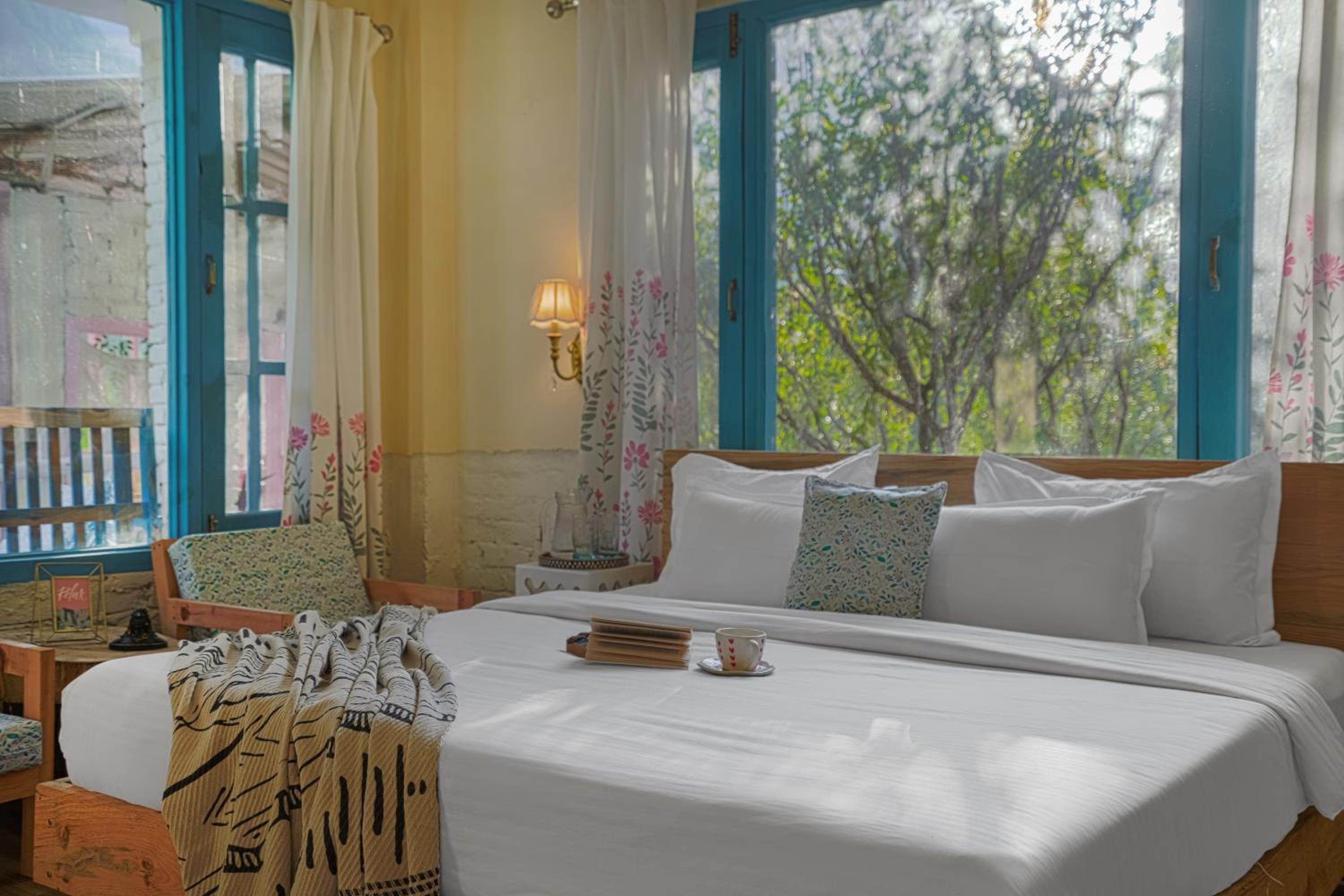 SaffronStays Fairytale Villa - 3 bedroom villa in orchards and access to the river