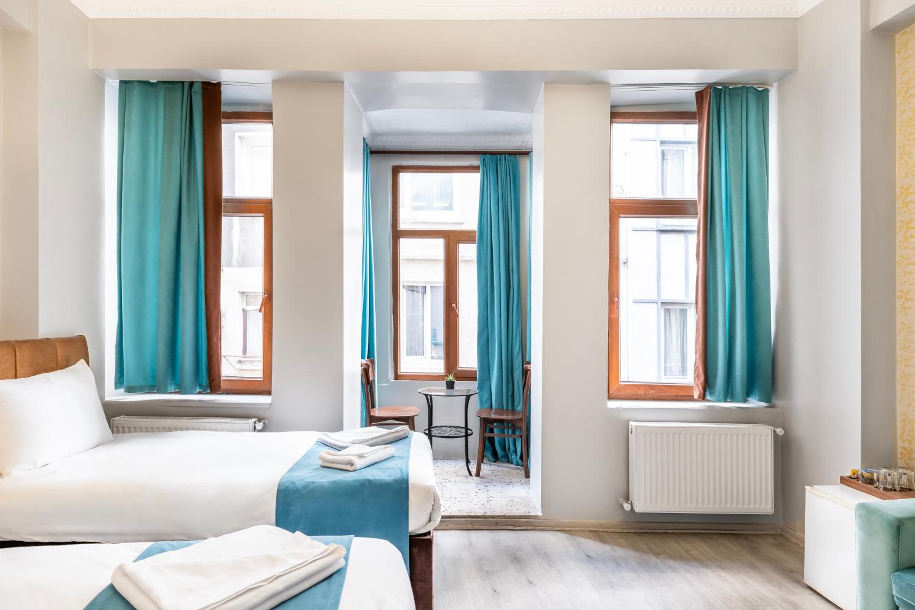 Taksim Dora Hotel