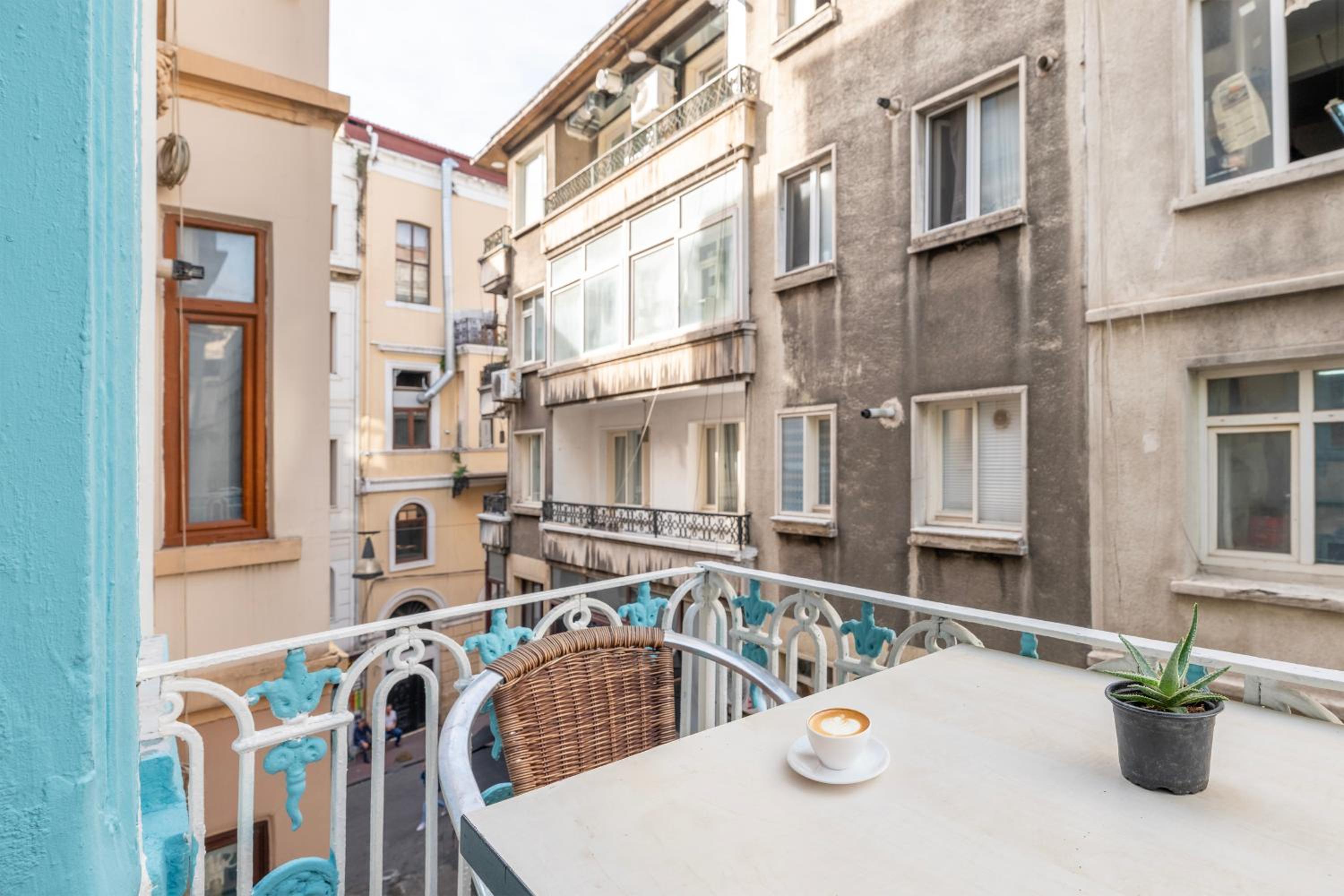 Taksim Dora Hotel