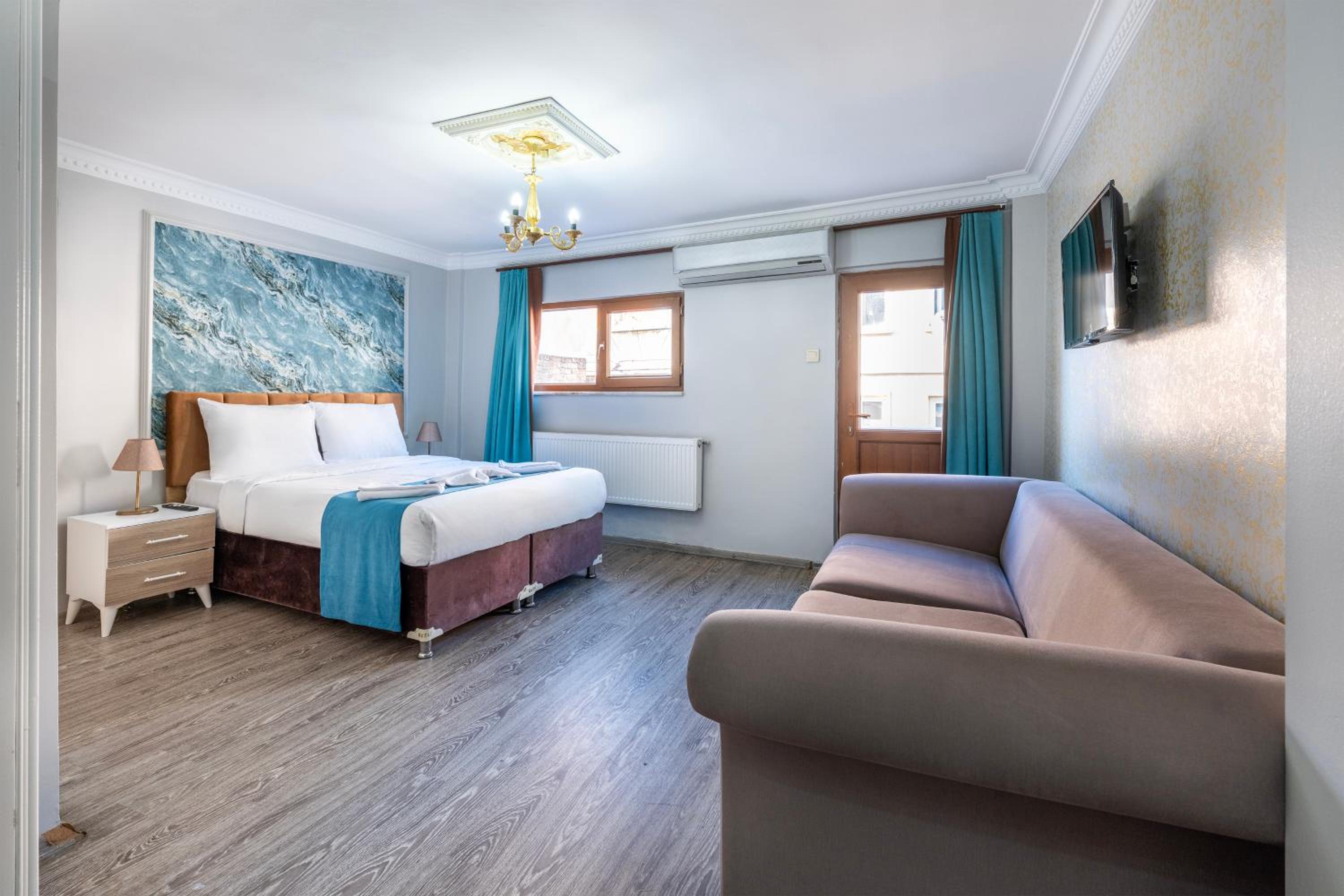 Taksim Dora Hotel