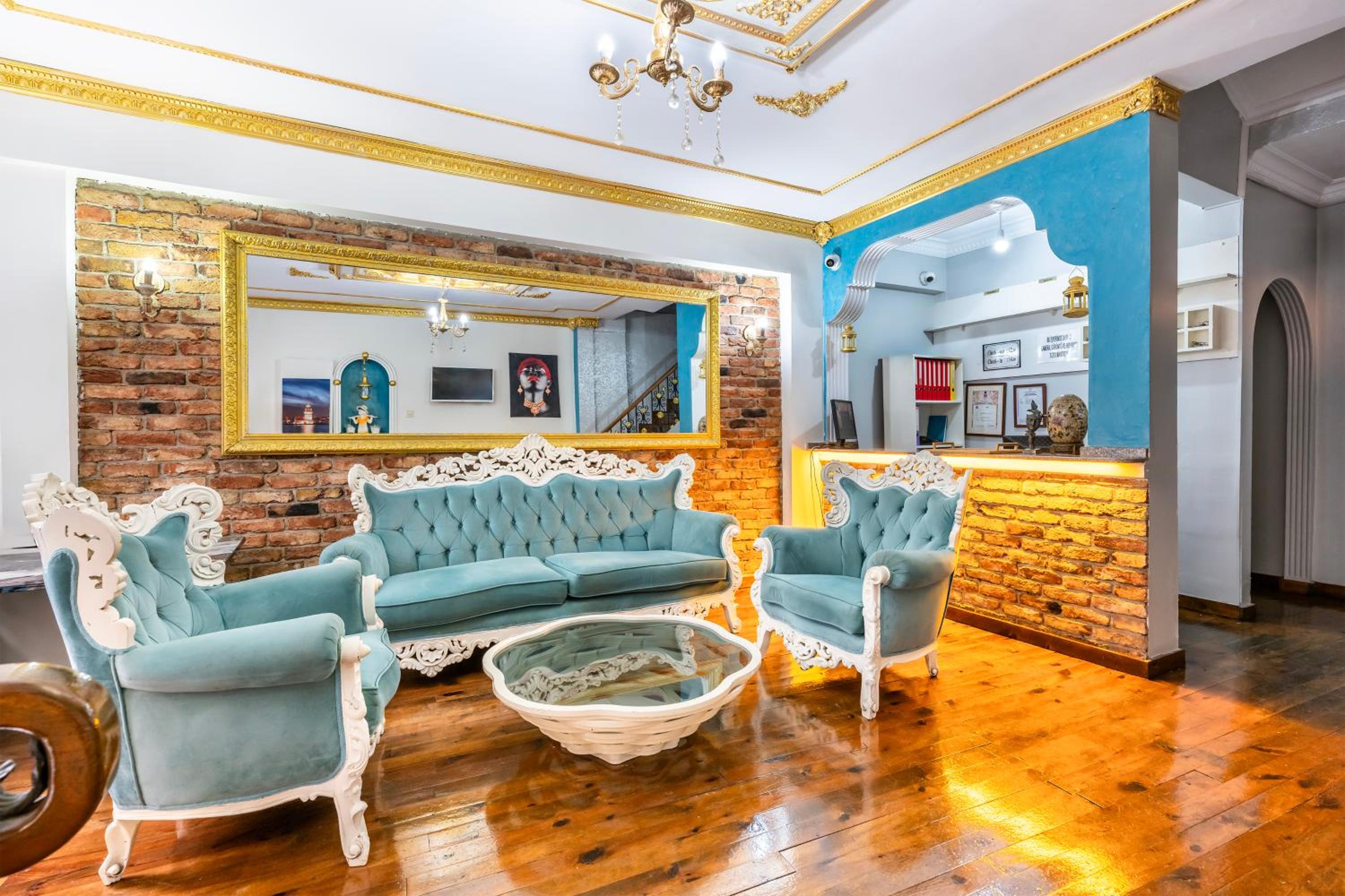 Taksim Dora Hotel