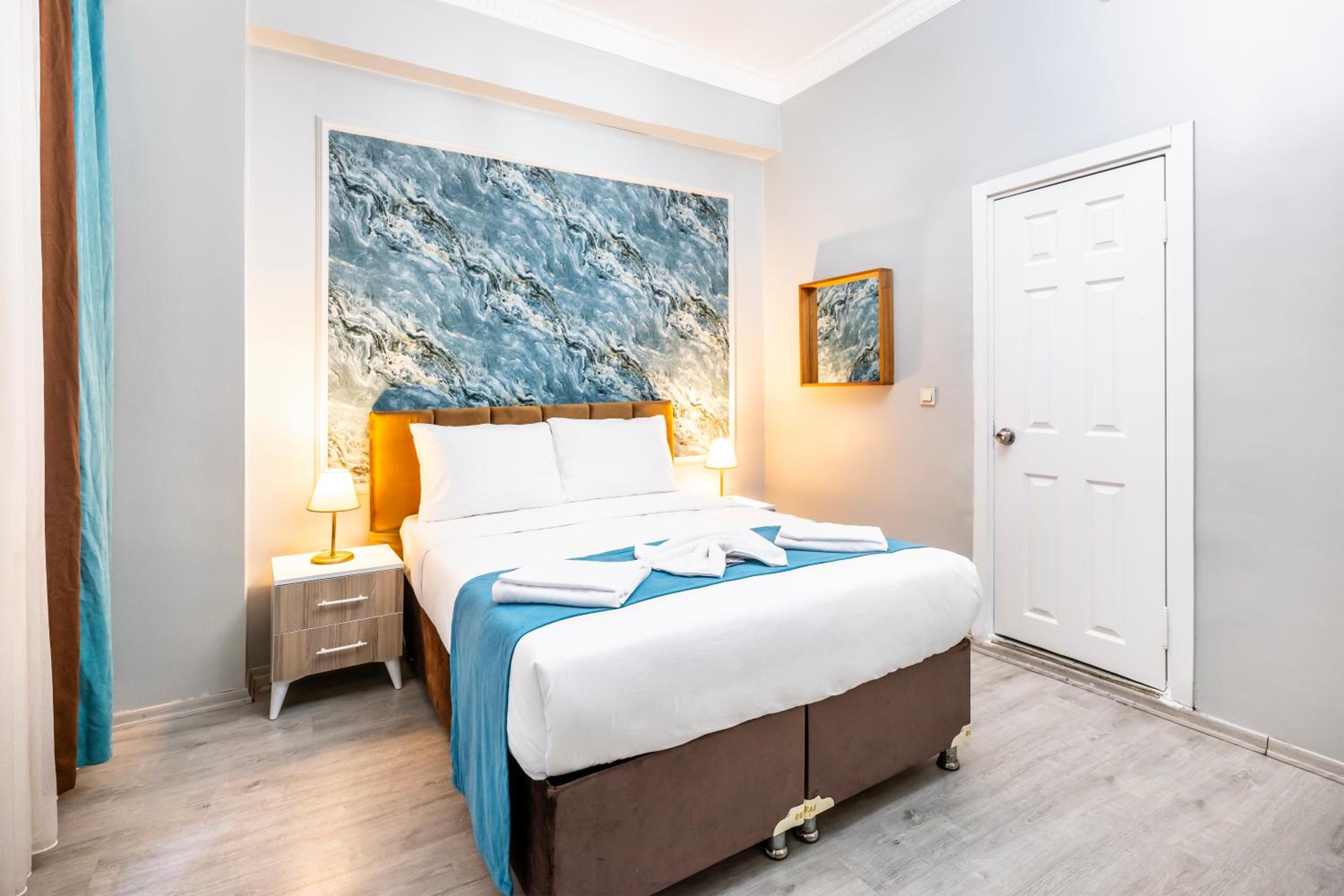 Taksim Dora Hotel