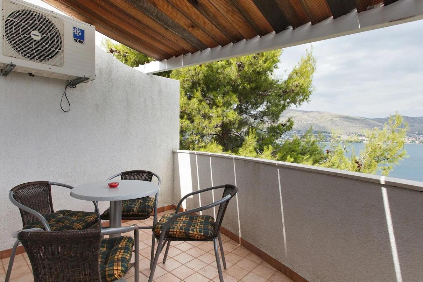 Apartments Anto view 5